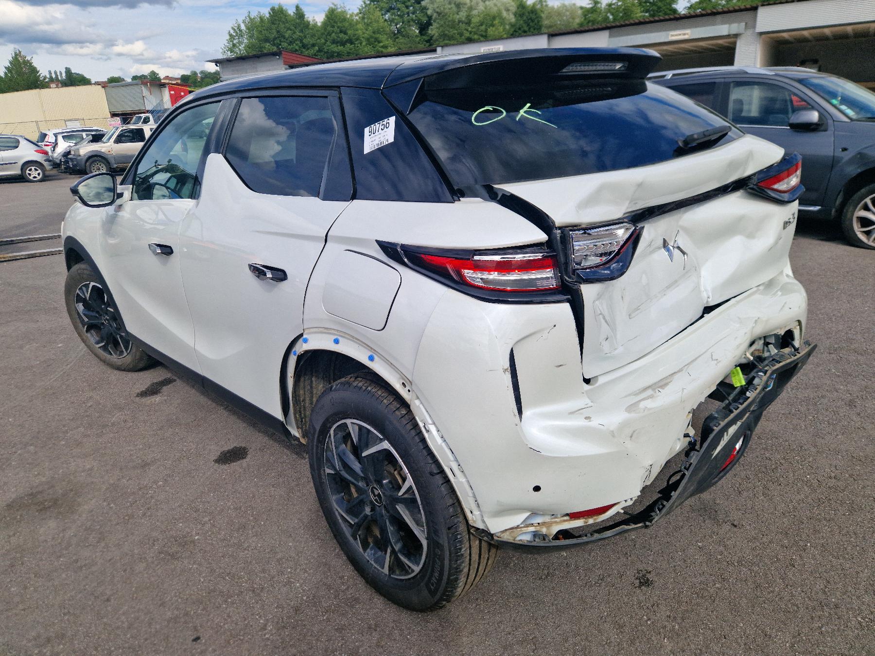 Appui tete avant pour DS DS3 CROSSBACK Appui tete avant pour DS DS3 CROSSBACK