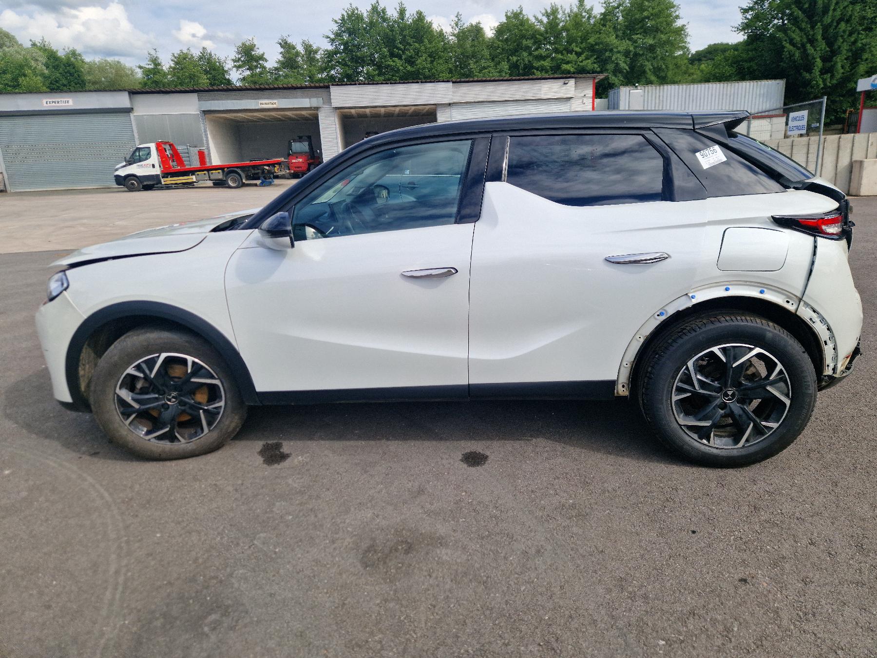 Extension d'aile arriere droit pour DS DS3 CROSSBACK Extension d'aile arriere droit pour DS DS3 CROSSBACK
