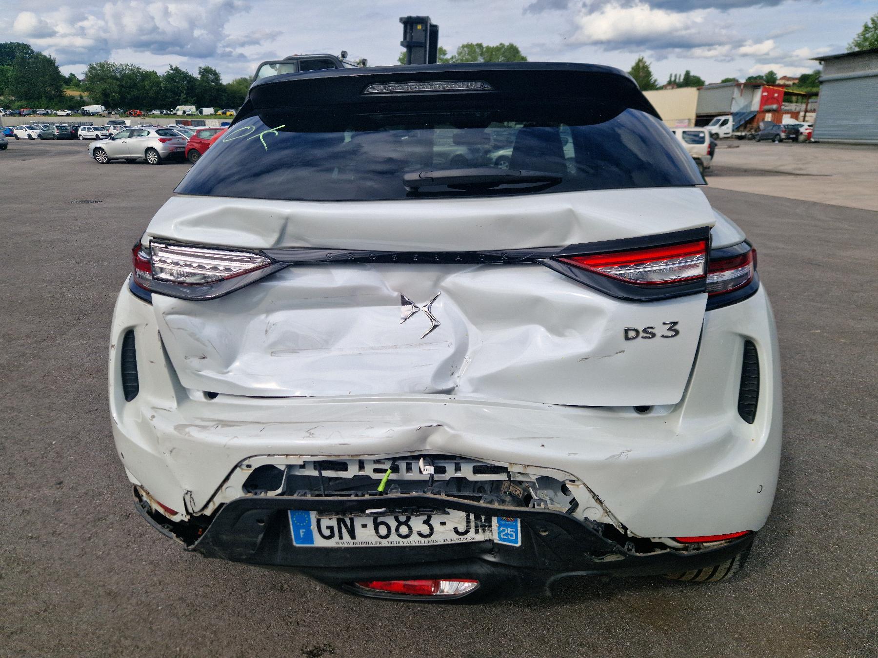 Appui tete avant pour DS DS3 CROSSBACK Appui tete avant pour DS DS3 CROSSBACK