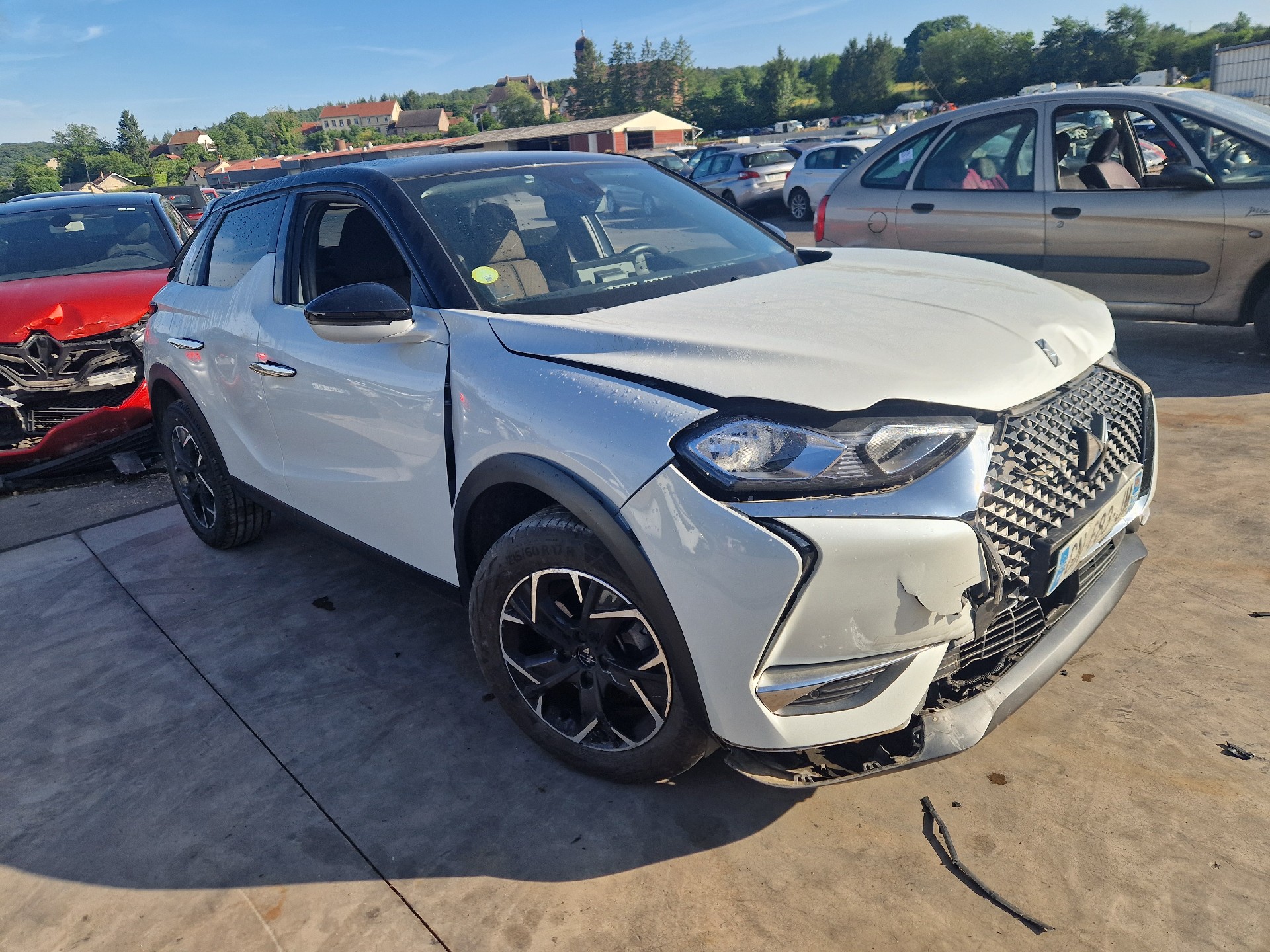 Appui tete avant pour DS DS3 CROSSBACK Appui tete avant pour DS DS3 CROSSBACK