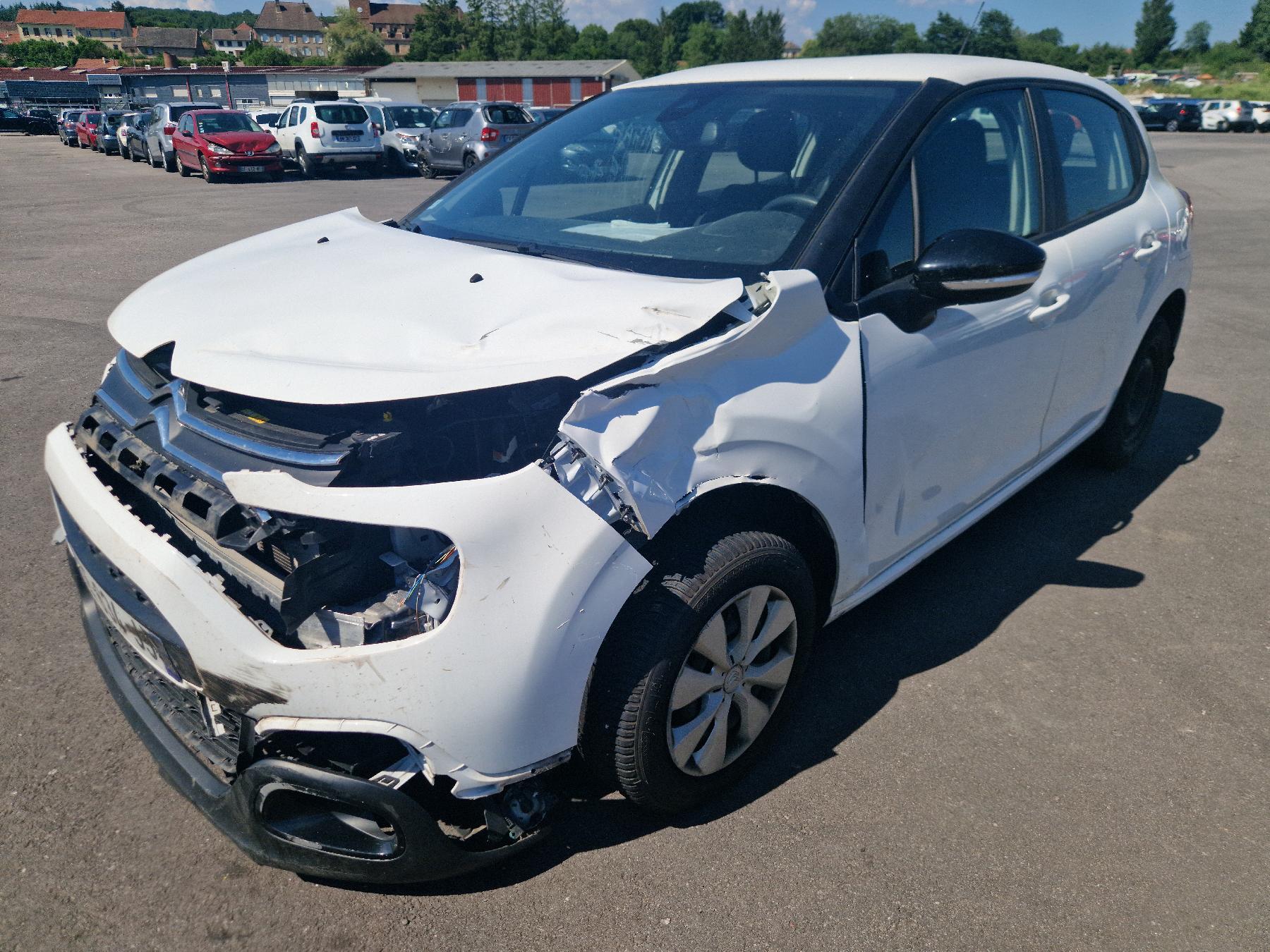 Porte avant droit pour CITROEN C3 3 PHASE 2 Porte avant droit pour CITROEN C3 3 PHASE 2