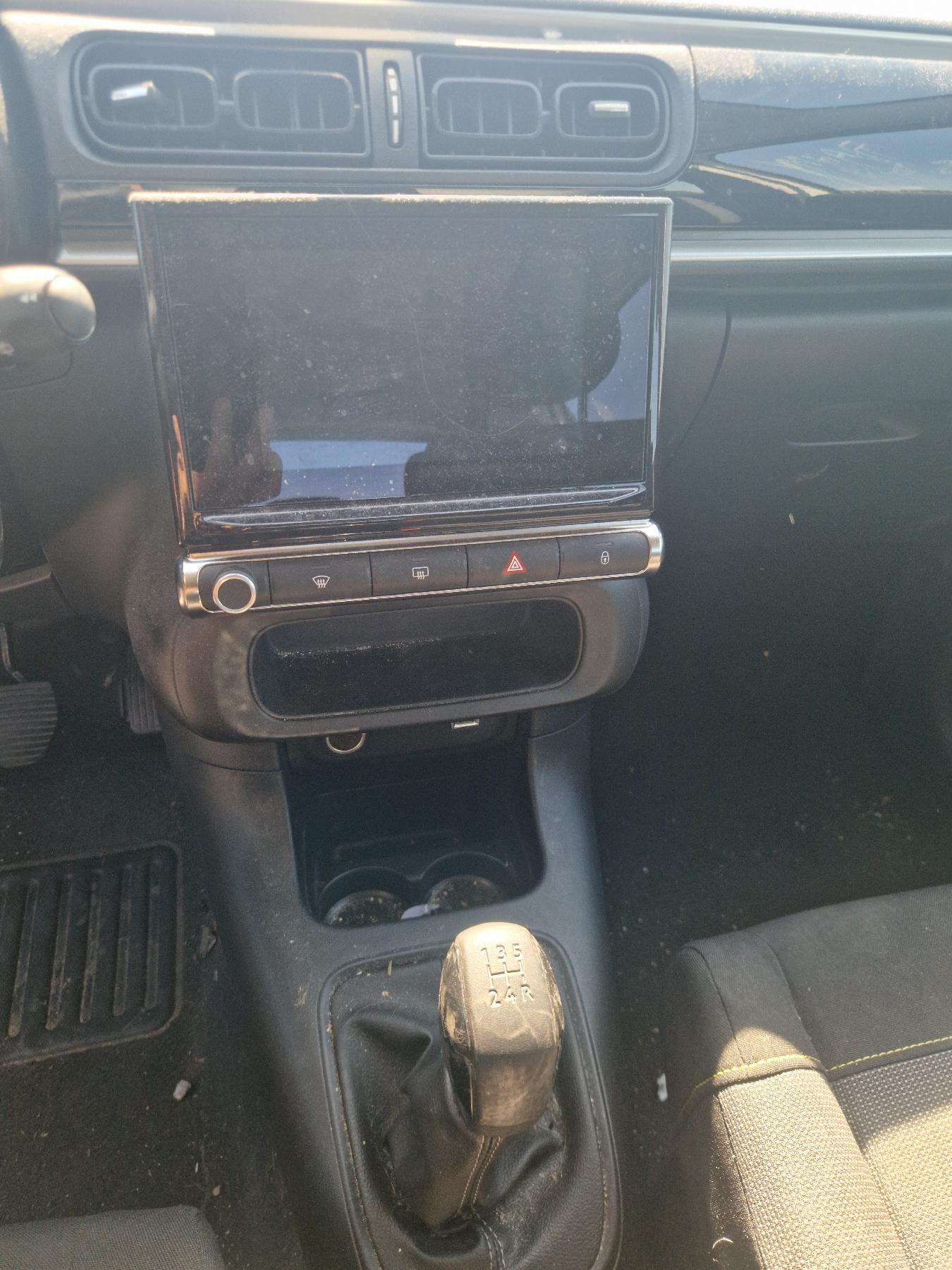 Porte avant droit pour CITROEN C3 3 PHASE 2 Porte avant droit pour CITROEN C3 3 PHASE 2