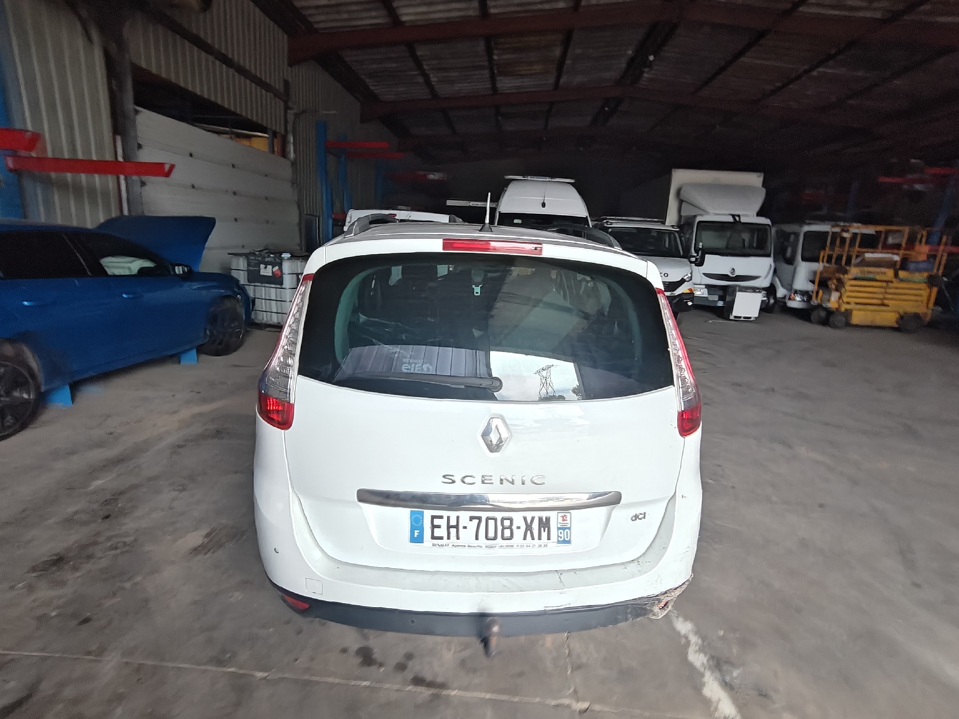 Arret de porte avant gauche pour RENAULT SCENIC 3 PHASE 3 Arret de porte avant gauche pour RENAULT SCENIC 3 PHASE 3