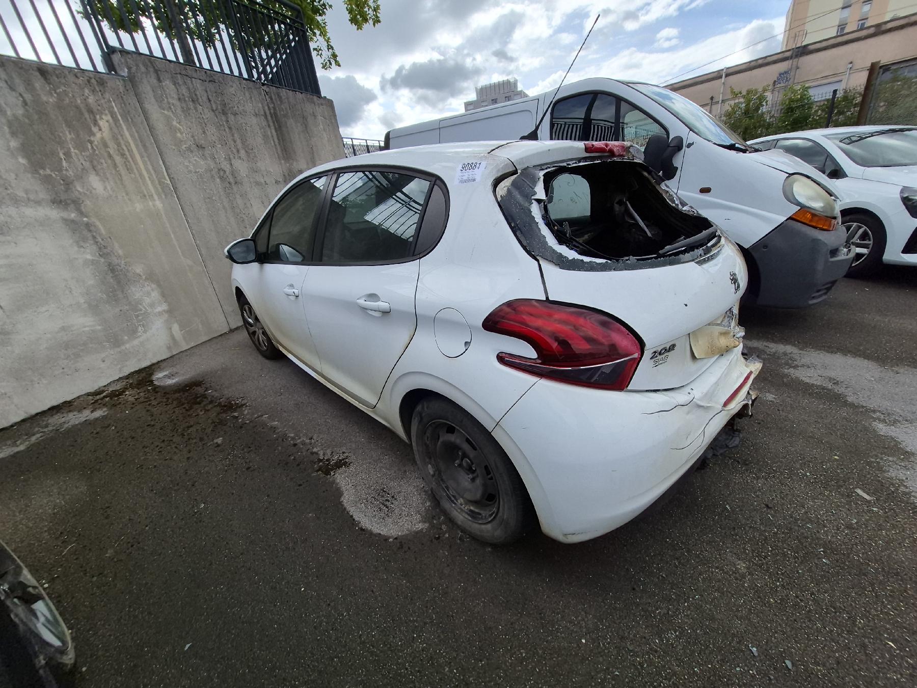 Optique avant principal gauche (feux)(phare) pour PEUGEOT 208 Optique avant principal gauche (feux)(phare) pour PEUGEOT 208