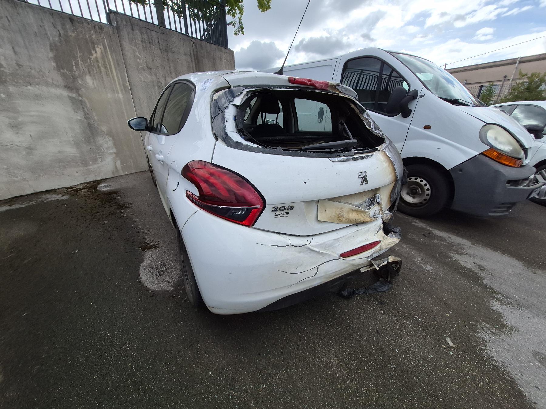 Optique avant principal gauche (feux)(phare) pour PEUGEOT 208 Optique avant principal gauche (feux)(phare) pour PEUGEOT 208