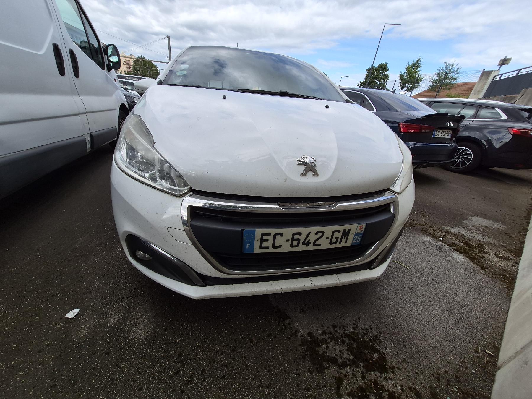 Optique avant principal gauche (feux)(phare) pour PEUGEOT 208 Optique avant principal gauche (feux)(phare) pour PEUGEOT 208