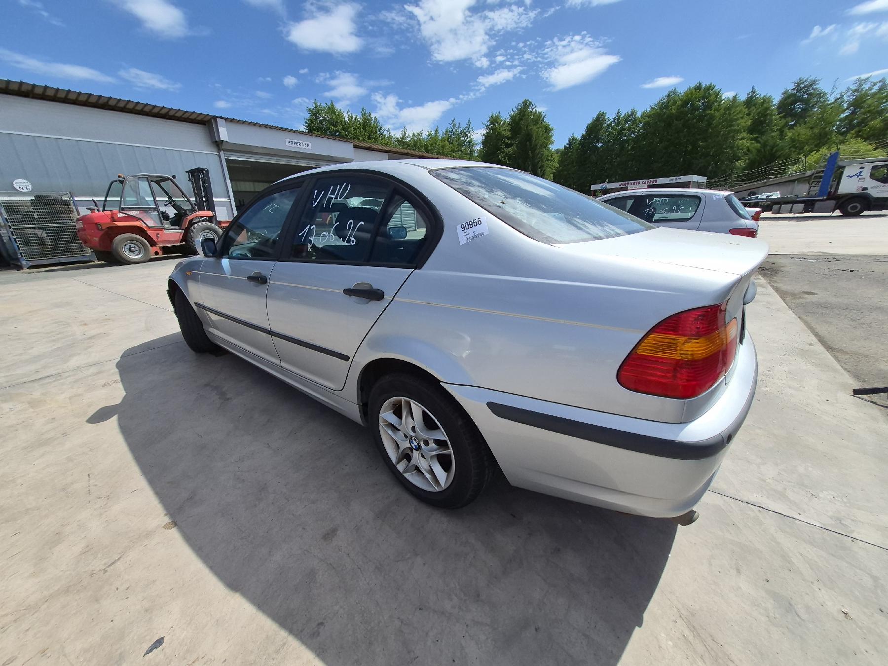 Pare choc arriere pour BMW SERIE 3 E46 PHASE 2 Pare choc arriere pour BMW SERIE 3 E46 PHASE 2