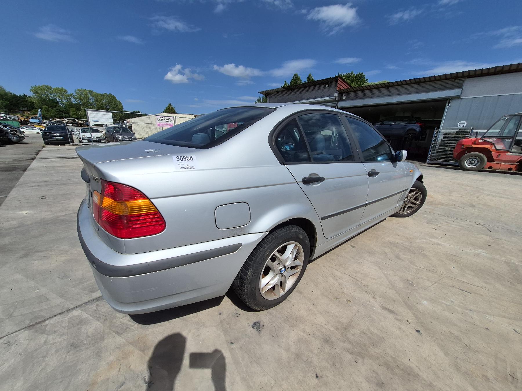 Pare choc arriere pour BMW SERIE 3 E46 PHASE 2 Pare choc arriere pour BMW SERIE 3 E46 PHASE 2