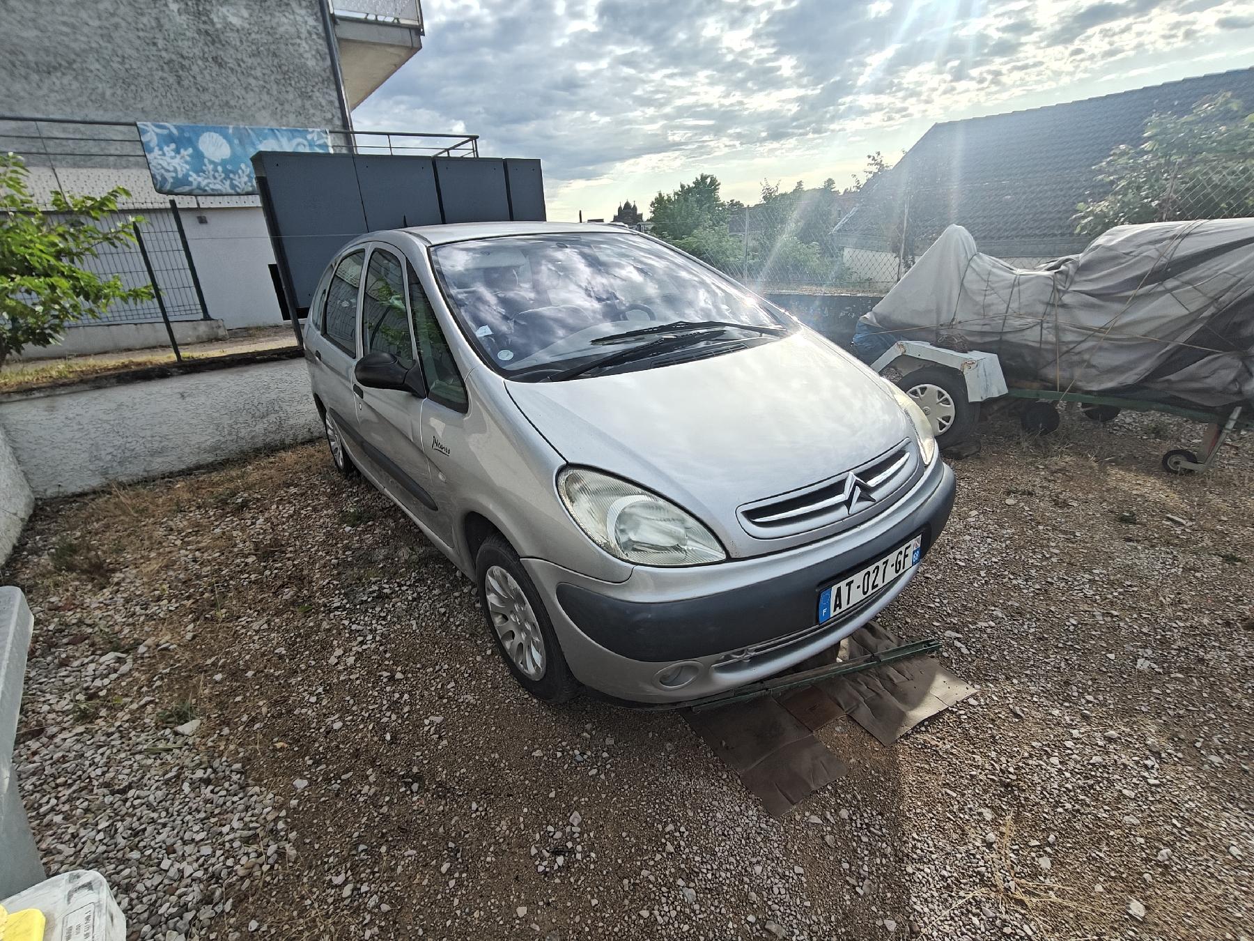 Pare choc avant pour CITROEN XSARA PICASSO PHASE 1 Pare choc avant pour CITROEN XSARA PICASSO PHASE 1