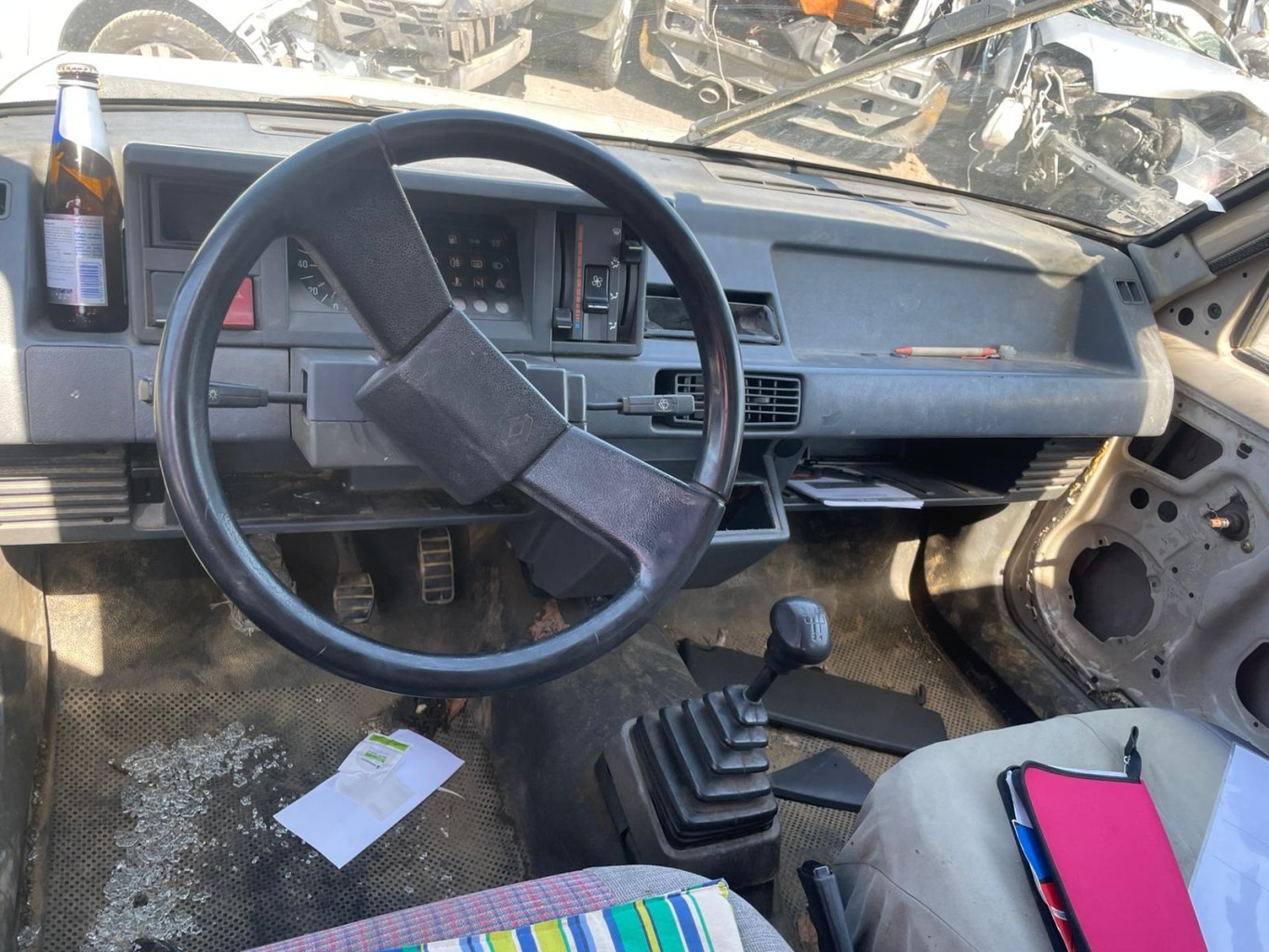 Feu arriere principal droit (feux) pour RENAULT EXPRESS PHASE 1 Feu arriere principal droit (feux) pour RENAULT EXPRESS PHASE 1