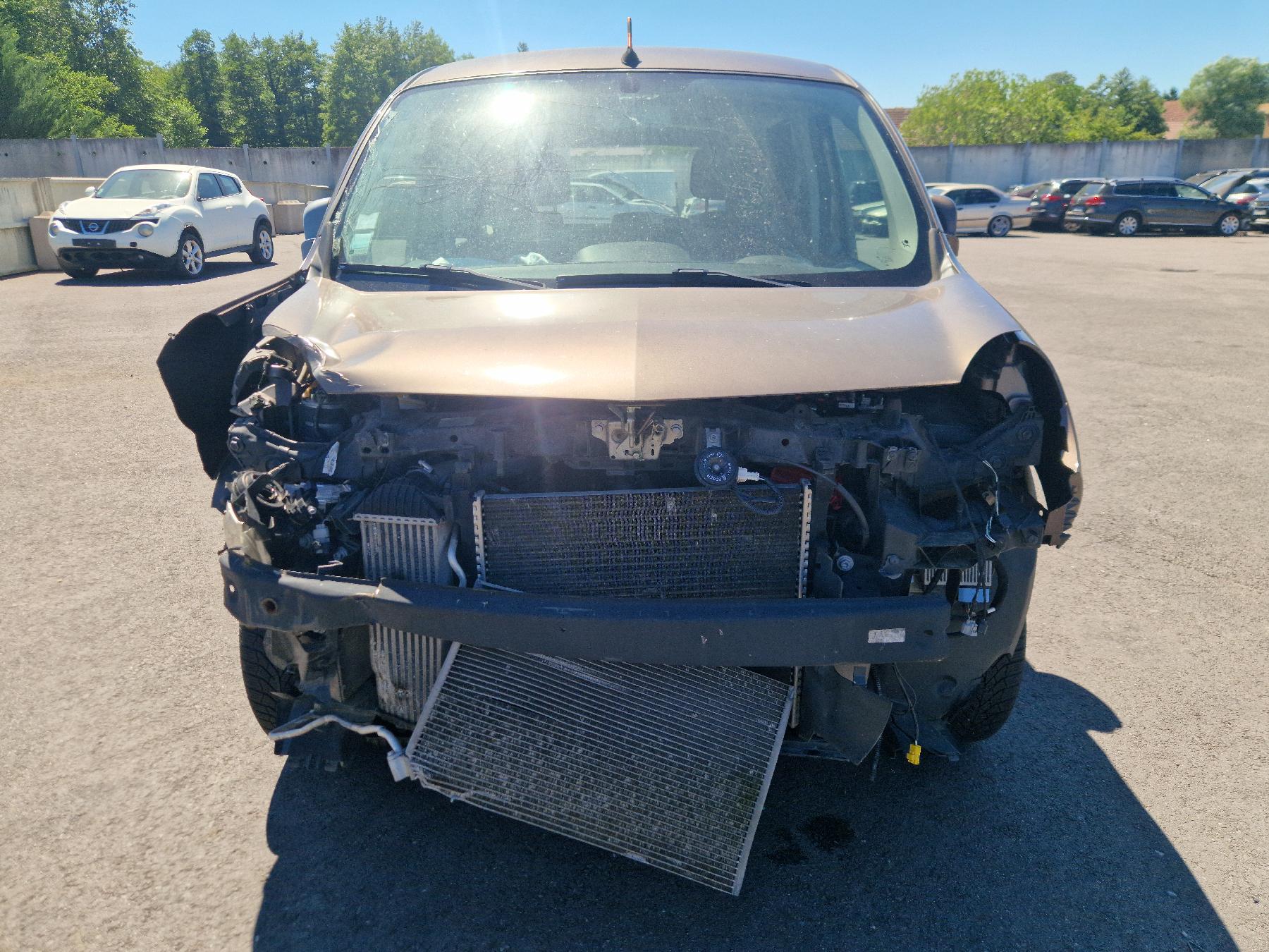 Porte laterale gauche pour RENAULT KANGOO 2 PHASE 1 Porte laterale gauche pour RENAULT KANGOO 2 PHASE 1