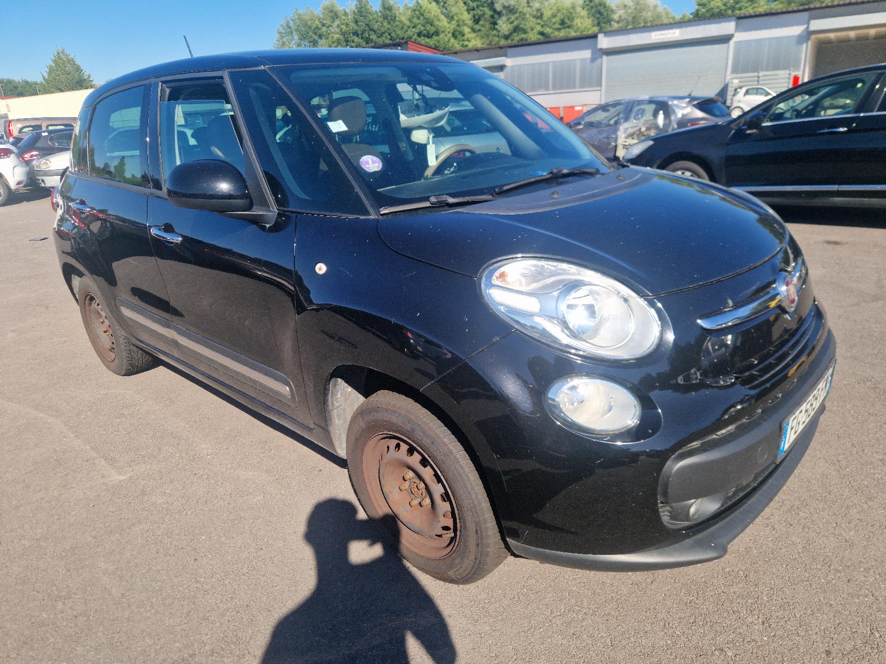 Pare choc avant pour FIAT 500L PHASE 2 Pare choc avant pour FIAT 500L PHASE 2