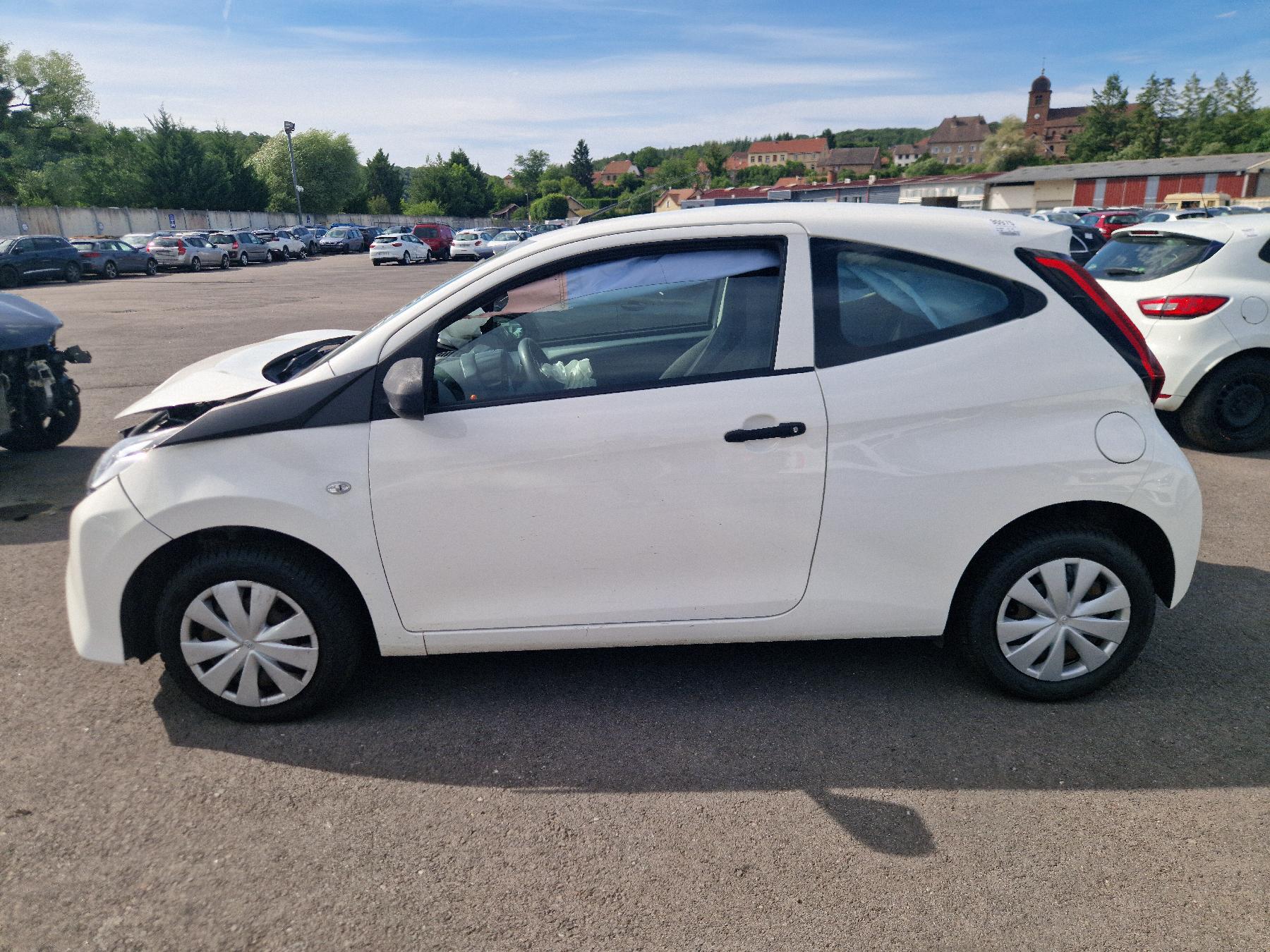 Malle/Hayon arriere pour TOYOTA AYGO 2 PHASE 2 Malle/Hayon arriere pour TOYOTA AYGO 2 PHASE 2