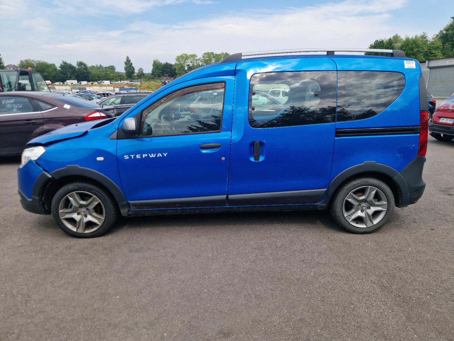 Porte laterale gauche pour DACIA DOKKER PHASE 2 Porte laterale gauche pour DACIA DOKKER PHASE 2