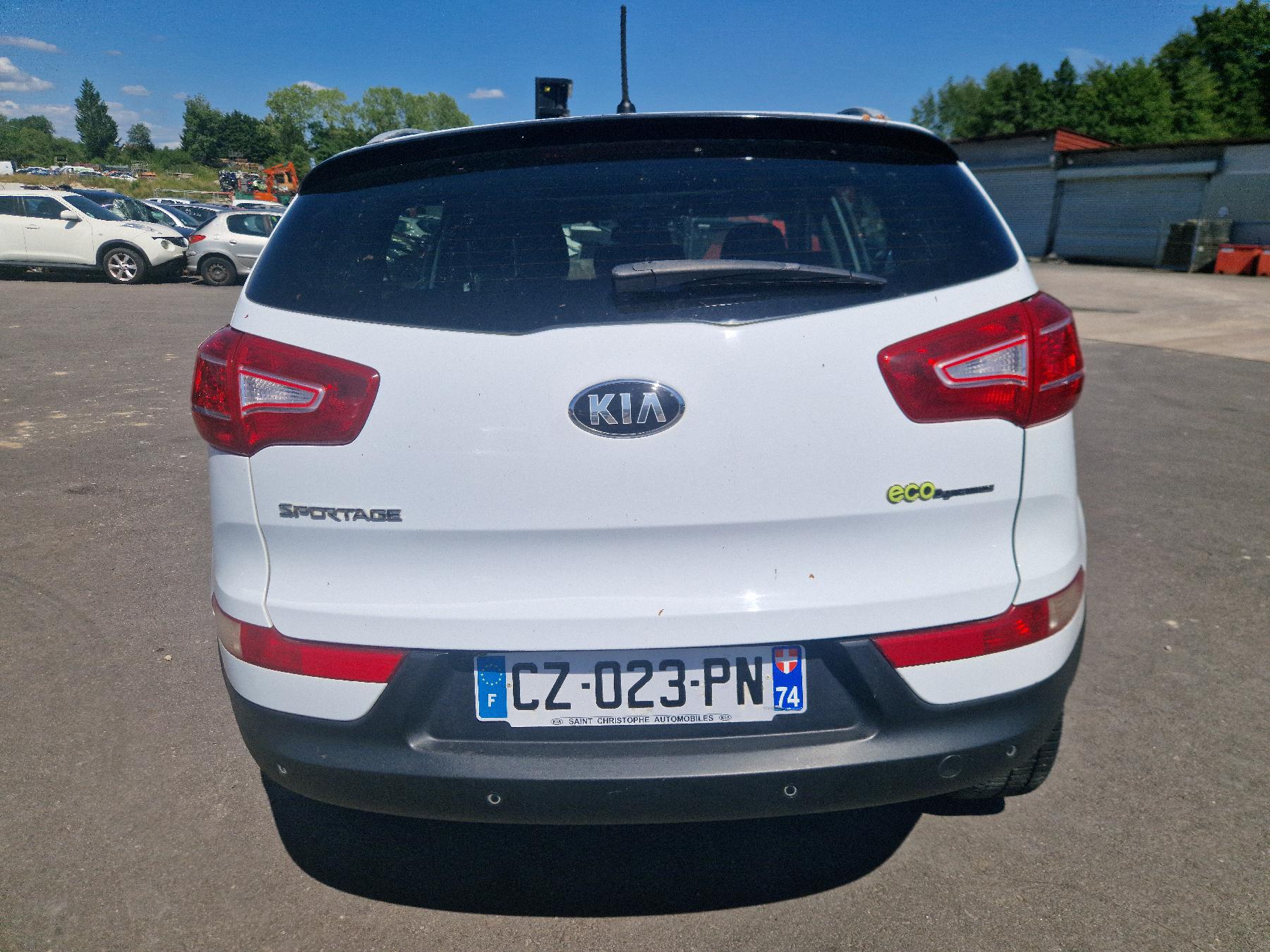 Absorbeur de pare choc arriere pour KIA SPORTAGE 3 PHASE 2 Absorbeur de pare choc arriere pour KIA SPORTAGE 3 PHASE 2