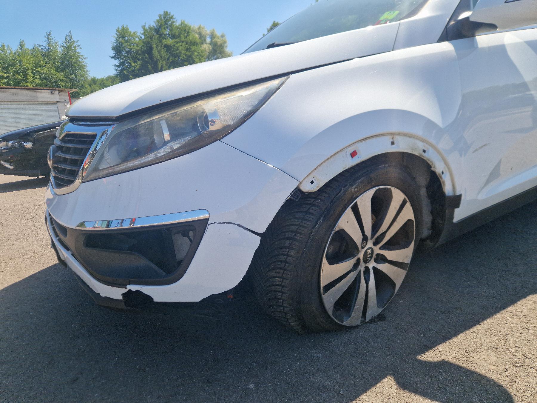 Absorbeur de pare choc arriere pour KIA SPORTAGE 3 PHASE 2 Absorbeur de pare choc arriere pour KIA SPORTAGE 3 PHASE 2