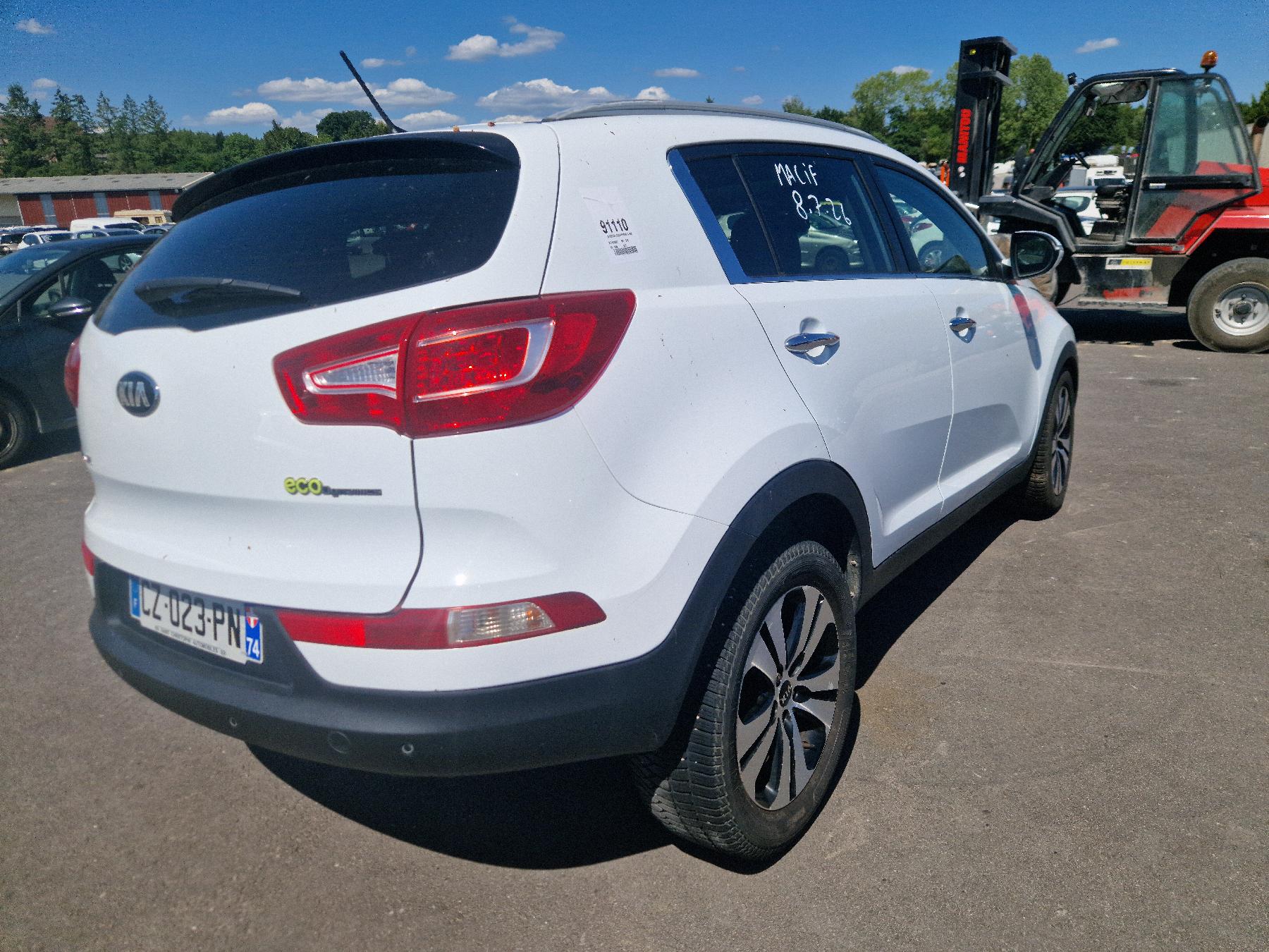 Absorbeur de pare choc arriere pour KIA SPORTAGE 3 PHASE 2 Absorbeur de pare choc arriere pour KIA SPORTAGE 3 PHASE 2