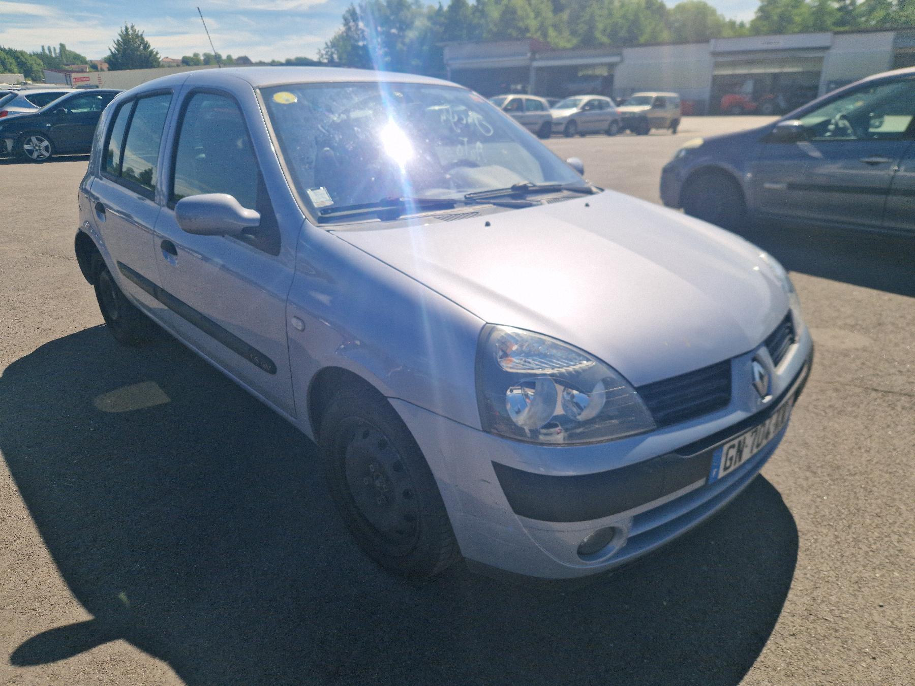 Optique avant principal droit (feux)(phare) pour RENAULT CLIO 2 PHASE 2 Optique avant principal droit (feux)(phare) pour RENAULT CLIO 2 PHASE 2