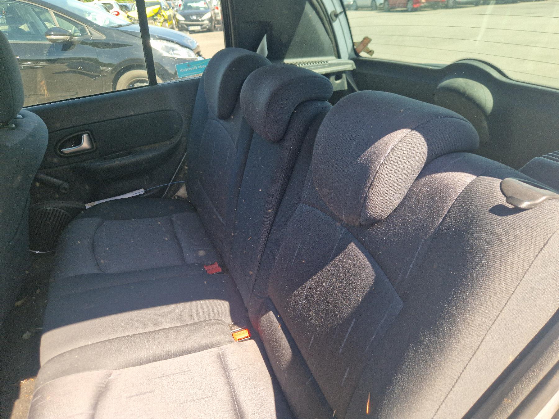 Optique avant principal droit (feux)(phare) pour RENAULT CLIO 2 PHASE 2 Optique avant principal droit (feux)(phare) pour RENAULT CLIO 2 PHASE 2
