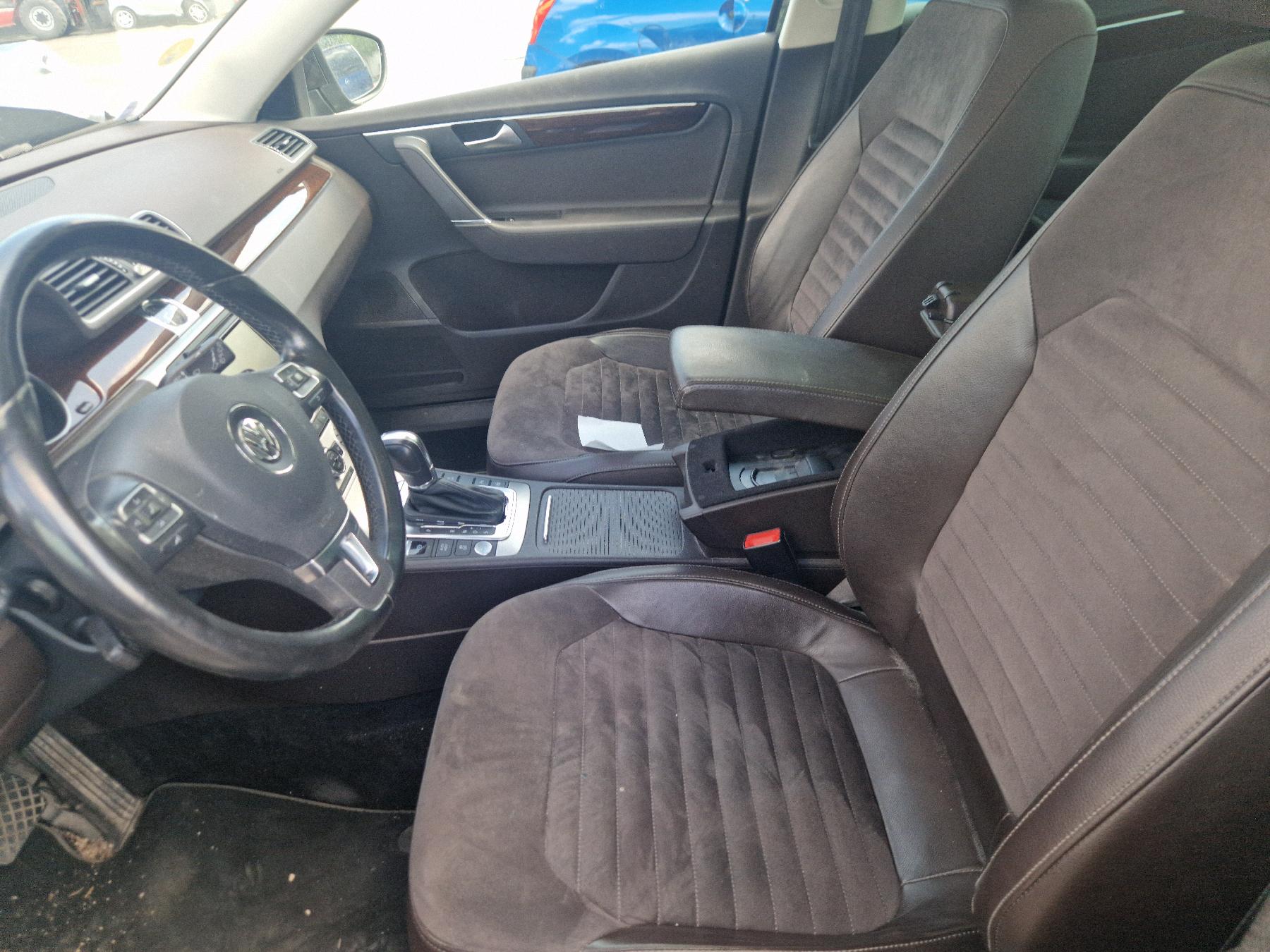 Autoradio d'origine pour VOLKSWAGEN PASSAT 6 BREAK Autoradio d'origine pour VOLKSWAGEN PASSAT 6 BREAK