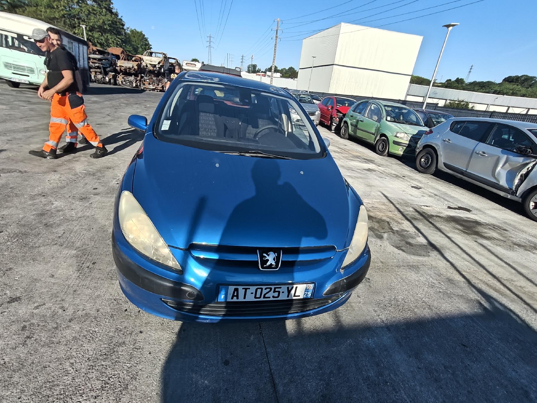 Feu arriere principal droit (feux) pour PEUGEOT 307 PHASE 1 Feu arriere principal droit (feux) pour PEUGEOT 307 PHASE 1