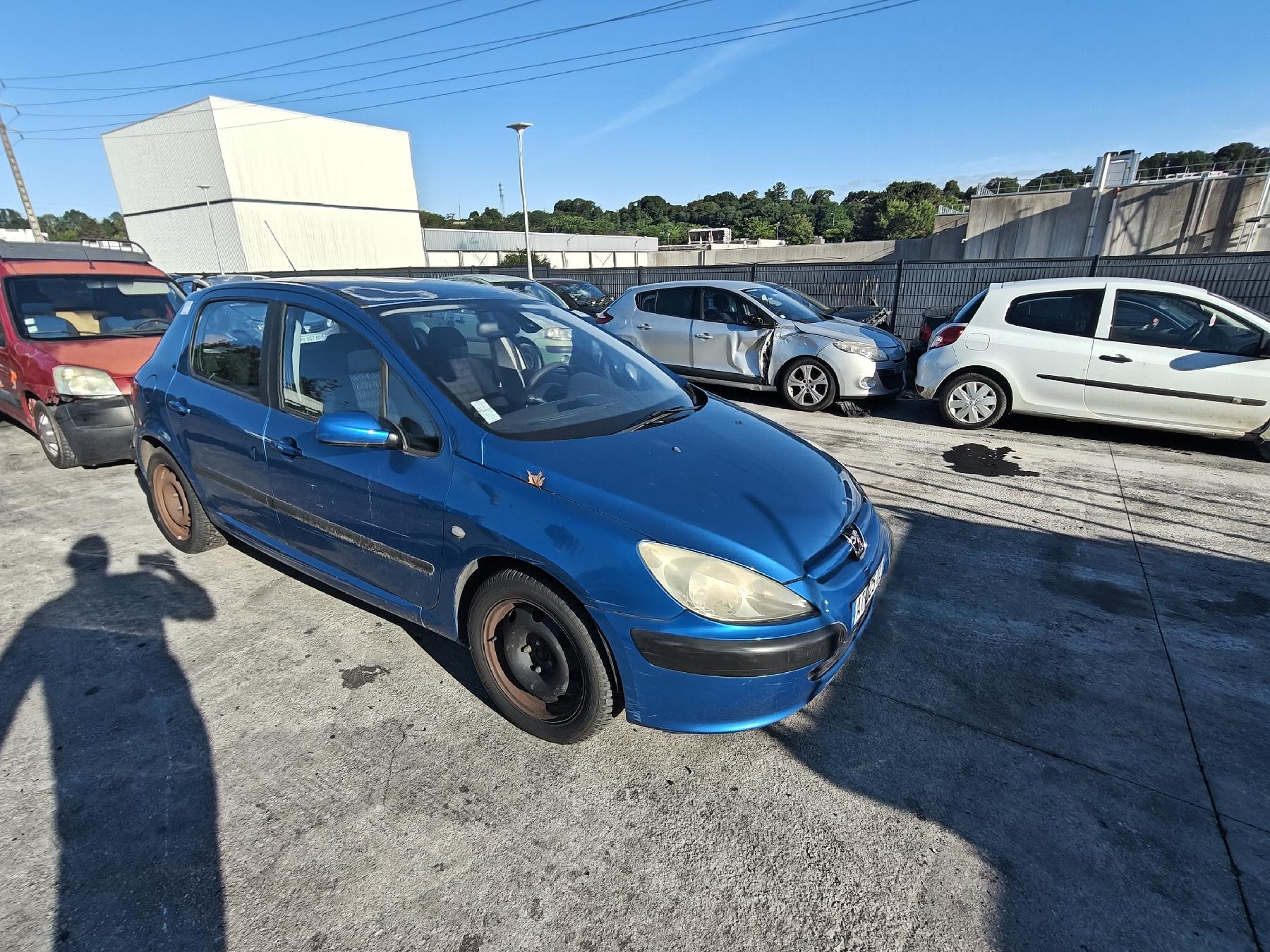 Feu arriere principal droit (feux) pour PEUGEOT 307 PHASE 1 Feu arriere principal droit (feux) pour PEUGEOT 307 PHASE 1