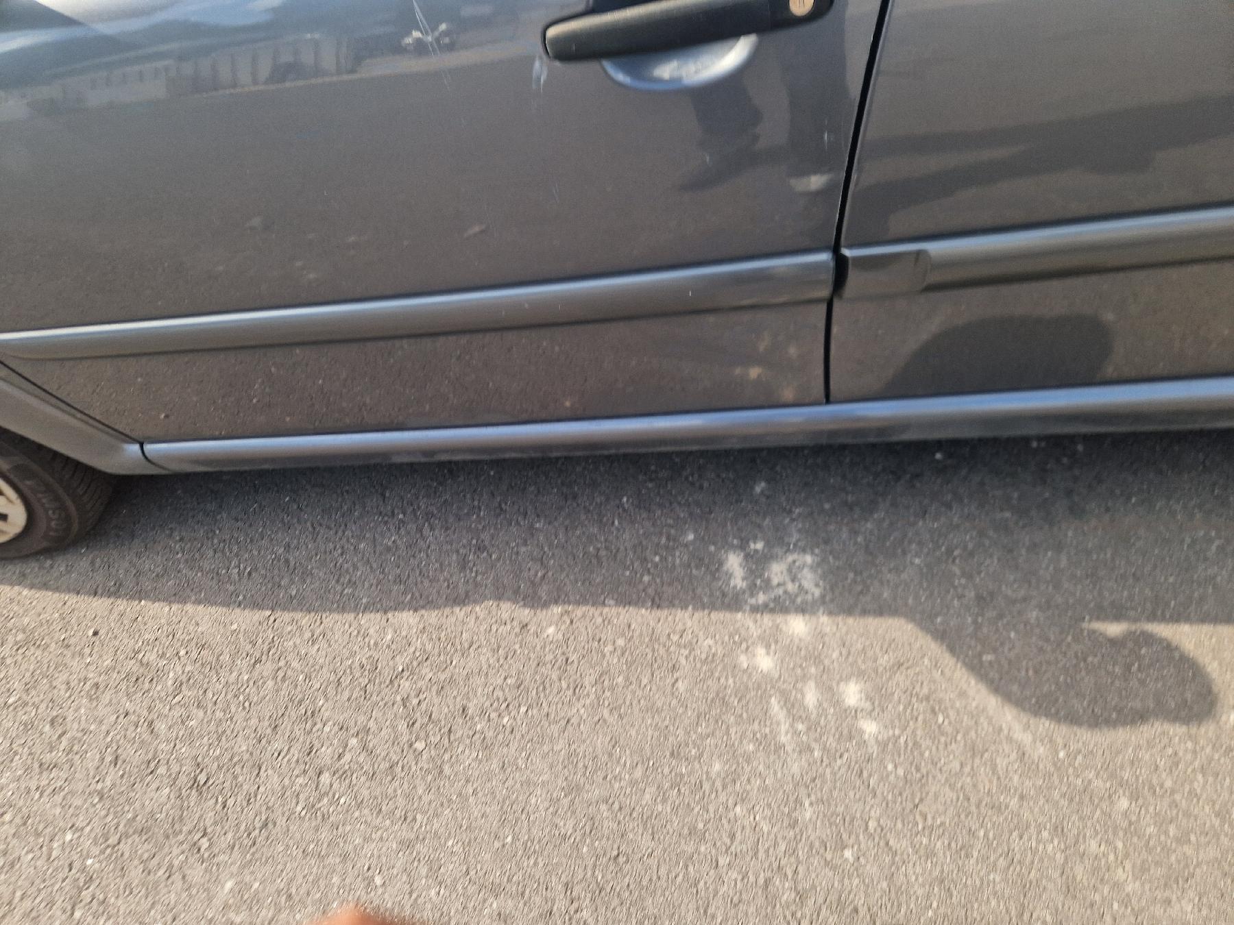 Amortisseur avant droit pour CITROEN C3 1 PHASE 2 Amortisseur avant droit pour CITROEN C3 1 PHASE 2