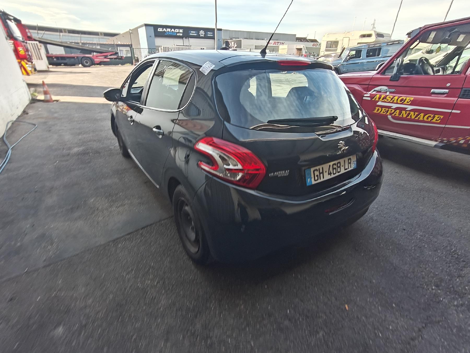 Aile avant droit pour PEUGEOT 208 1 PHASE 2 Aile avant droit pour PEUGEOT 208 1 PHASE 2