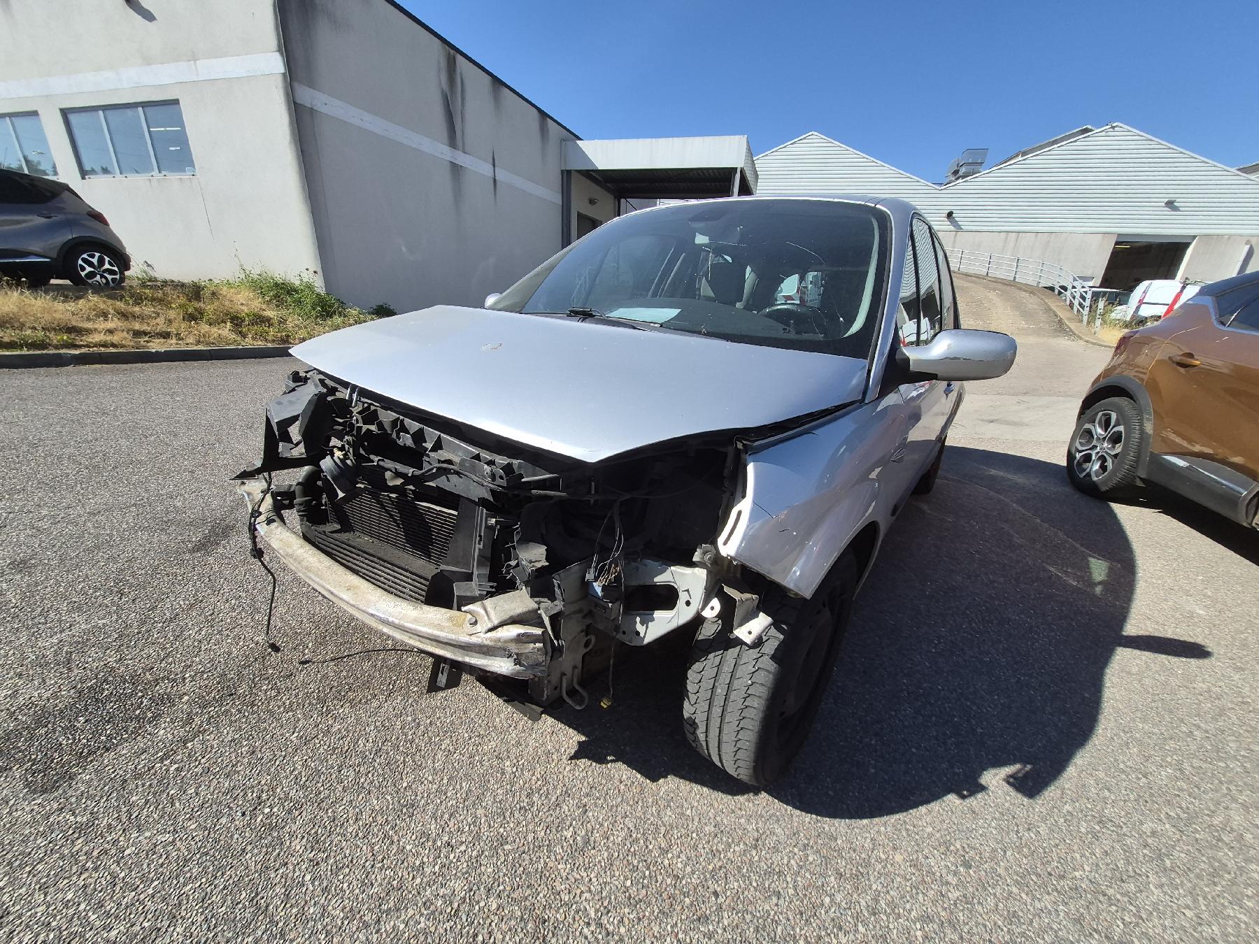 Bloc electrique de frein a main pour RENAULT SCENIC 2 PHASE 1 Bloc electrique de frein a main pour RENAULT SCENIC 2 PHASE 1