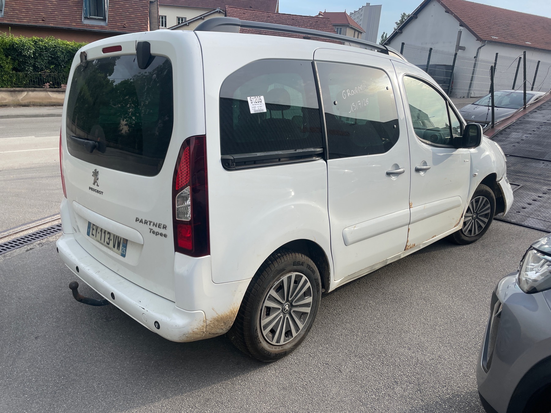 Feu arriere principal gauche (feux) pour PEUGEOT PARTNER 2 PHASE 3 Feu arriere principal gauche (feux) pour PEUGEOT PARTNER 2 PHASE 3