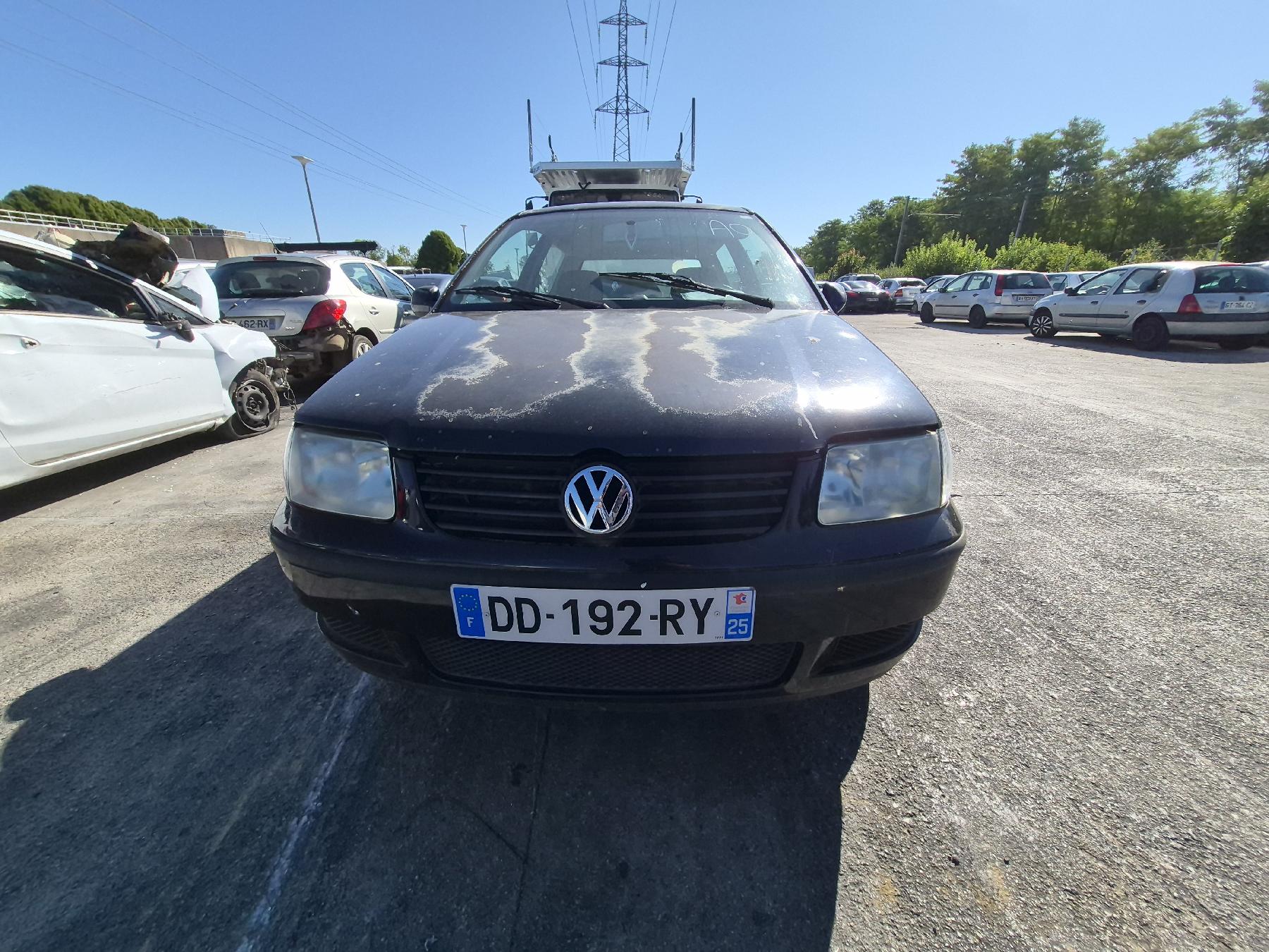 Feu arriere principal droit (feux) pour VOLKSWAGEN POLO 3 PHASE 2 Feu arriere principal droit (feux) pour VOLKSWAGEN POLO 3 PHASE 2