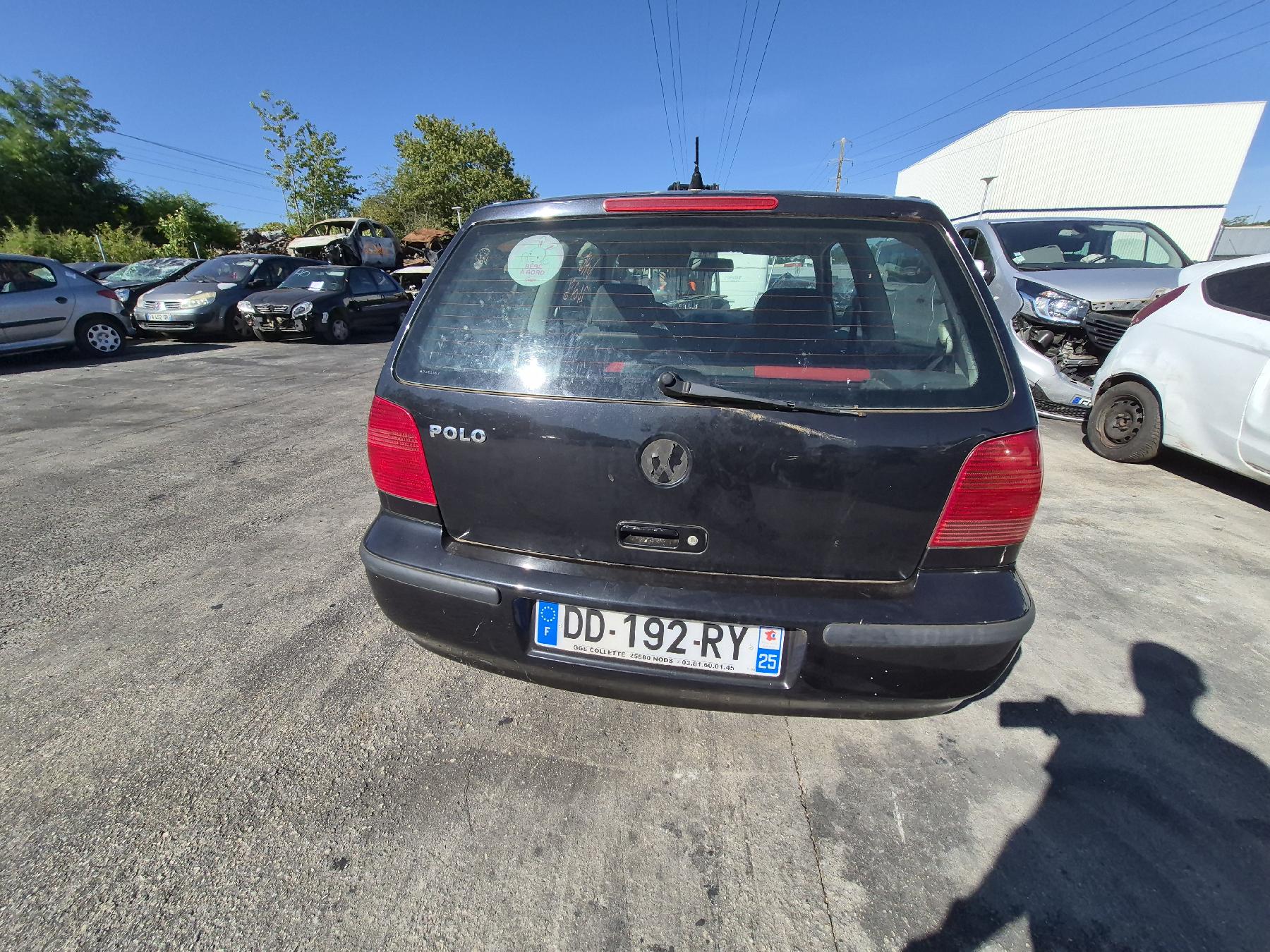 Feu arriere principal droit (feux) pour VOLKSWAGEN POLO 3 PHASE 2 Feu arriere principal droit (feux) pour VOLKSWAGEN POLO 3 PHASE 2