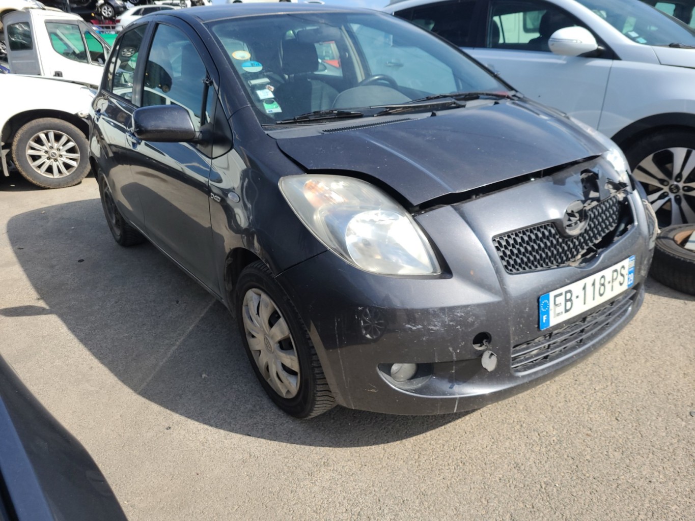 Porte arriere droit pour TOYOTA YARIS 2 PHASE 1 Porte arriere droit pour TOYOTA YARIS 2 PHASE 1