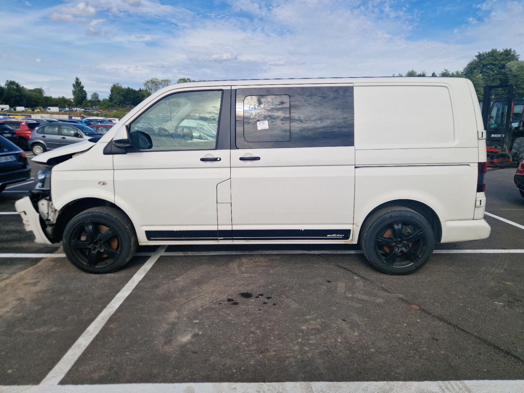 Demi train arriere gauche pour VOLKSWAGEN TRANSPORTER 5 PHASE 2 Demi train arriere gauche pour VOLKSWAGEN TRANSPORTER 5 PHASE 2