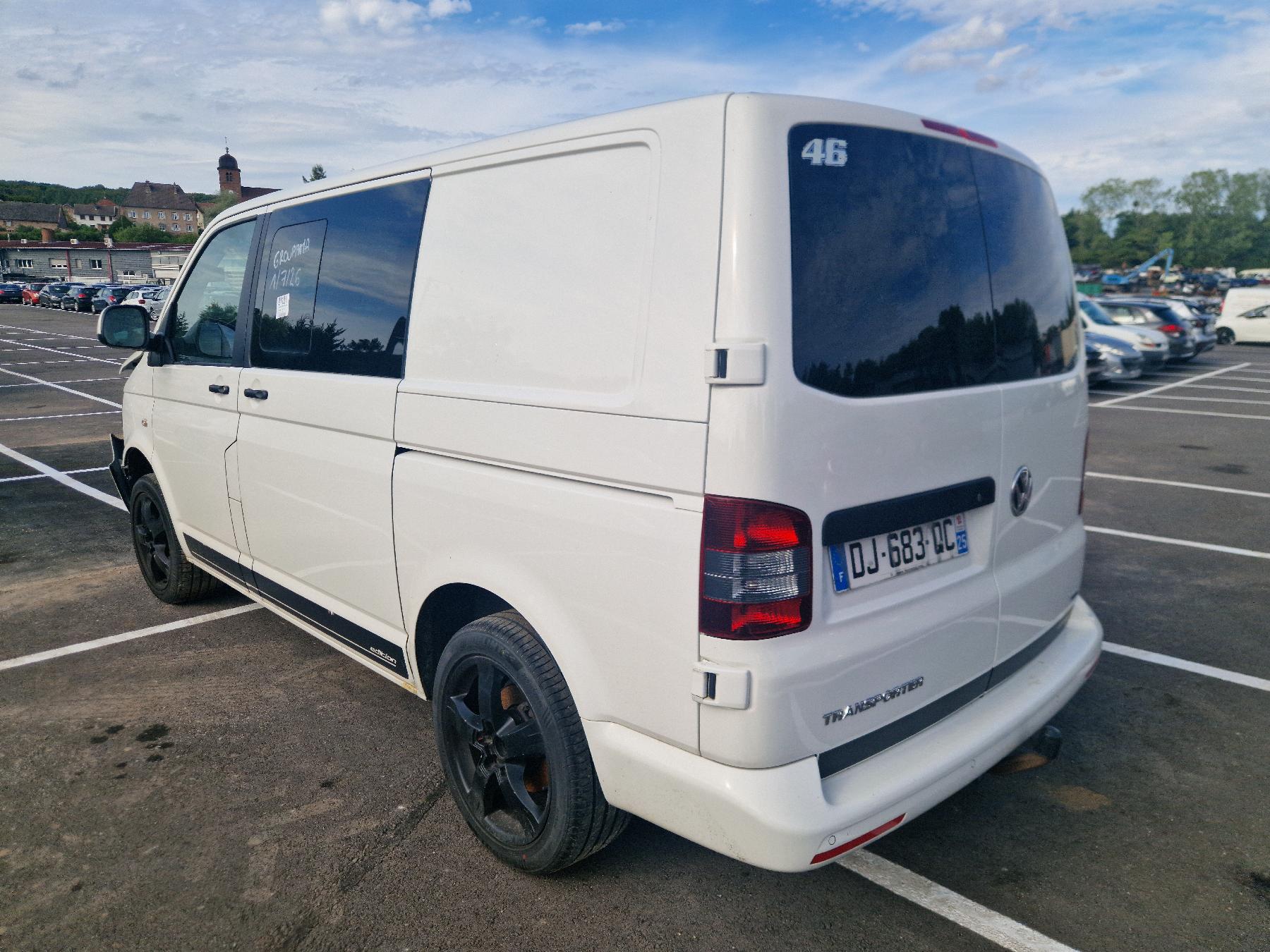 Demi train arriere gauche pour VOLKSWAGEN TRANSPORTER 5 PHASE 2 Demi train arriere gauche pour VOLKSWAGEN TRANSPORTER 5 PHASE 2
