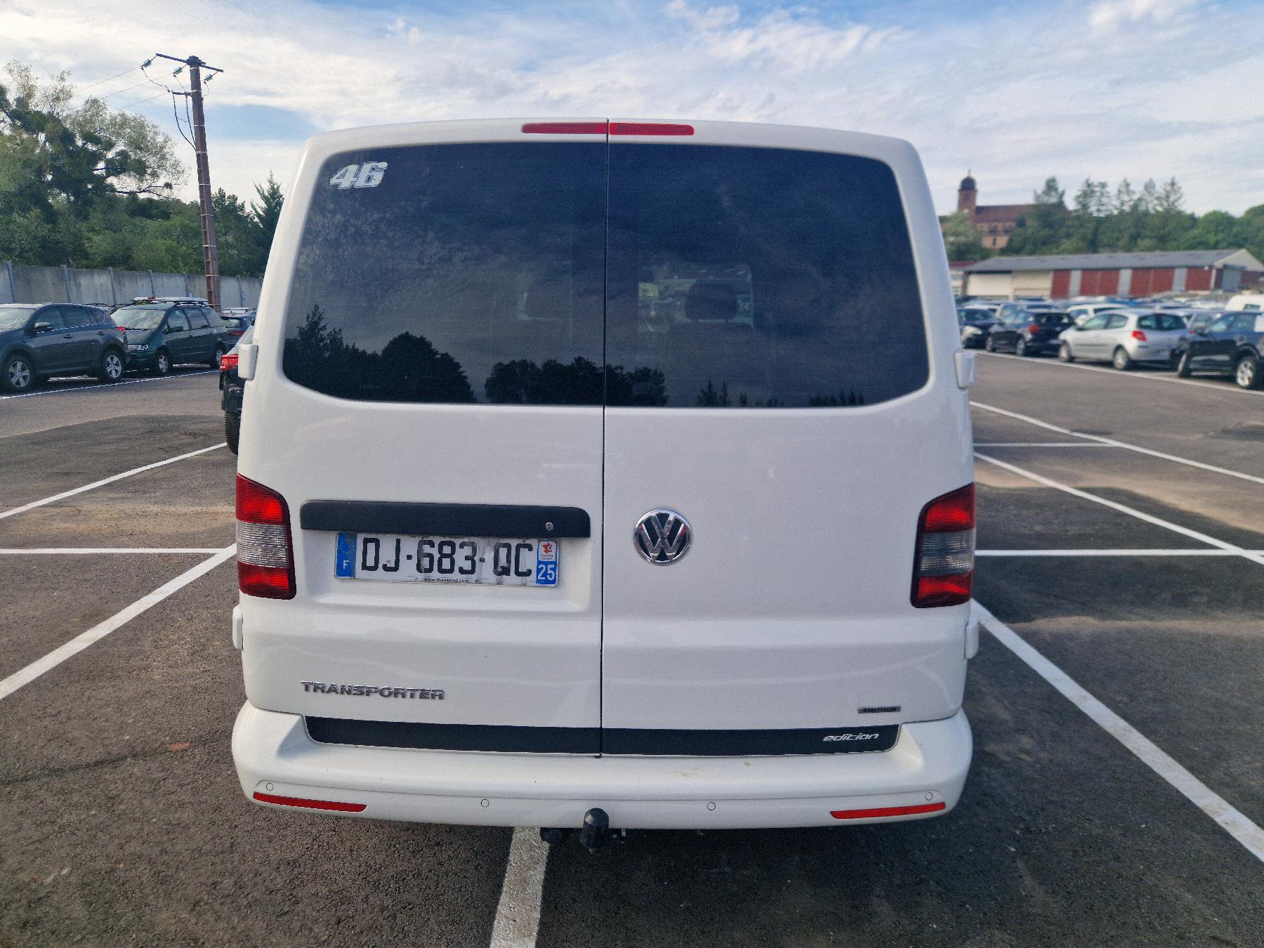 Demi train arriere gauche pour VOLKSWAGEN TRANSPORTER 5 PHASE 2 Demi train arriere gauche pour VOLKSWAGEN TRANSPORTER 5 PHASE 2