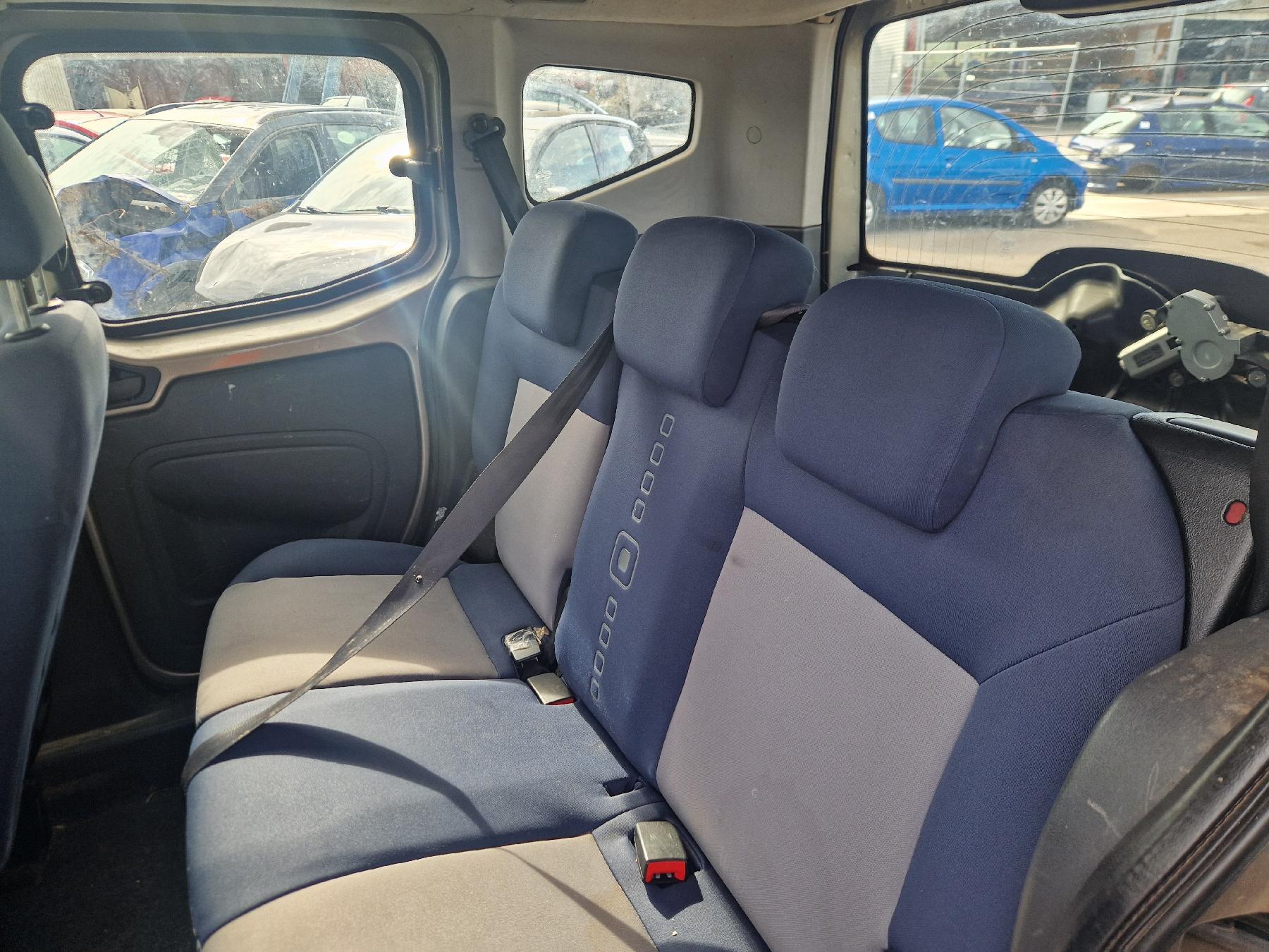 Malle/Hayon arriere pour CITROEN NEMO Malle/Hayon arriere pour CITROEN NEMO