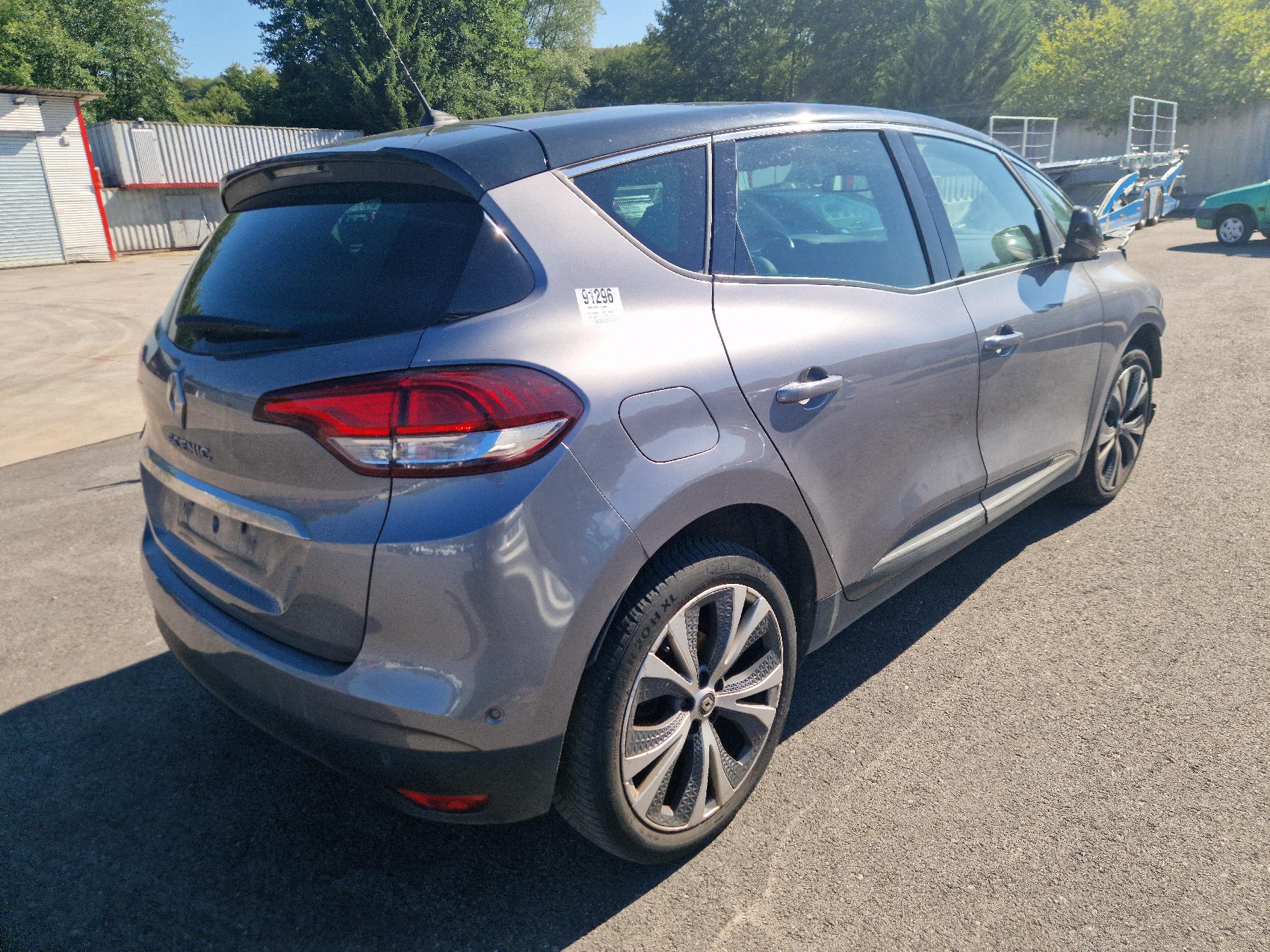Garniture hayon pour RENAULT SCENIC 4 Garniture hayon pour RENAULT SCENIC 4
