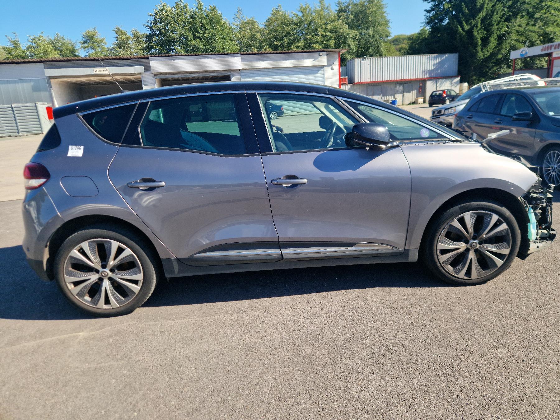 Garniture hayon pour RENAULT SCENIC 4 Garniture hayon pour RENAULT SCENIC 4