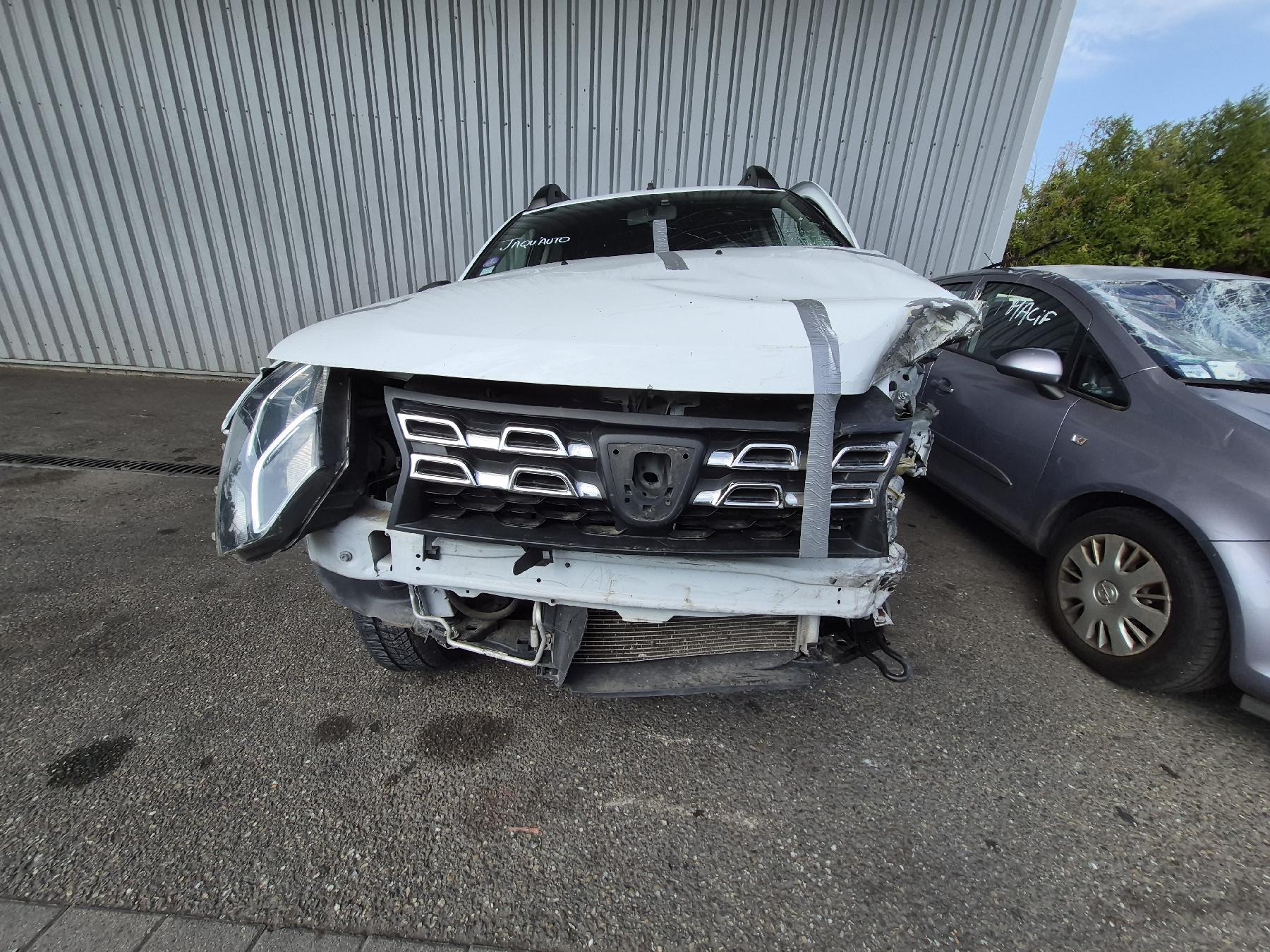 Vitre arriere gauche pour DACIA DUSTER 1 PHASE 2 Vitre arriere gauche pour DACIA DUSTER 1 PHASE 2