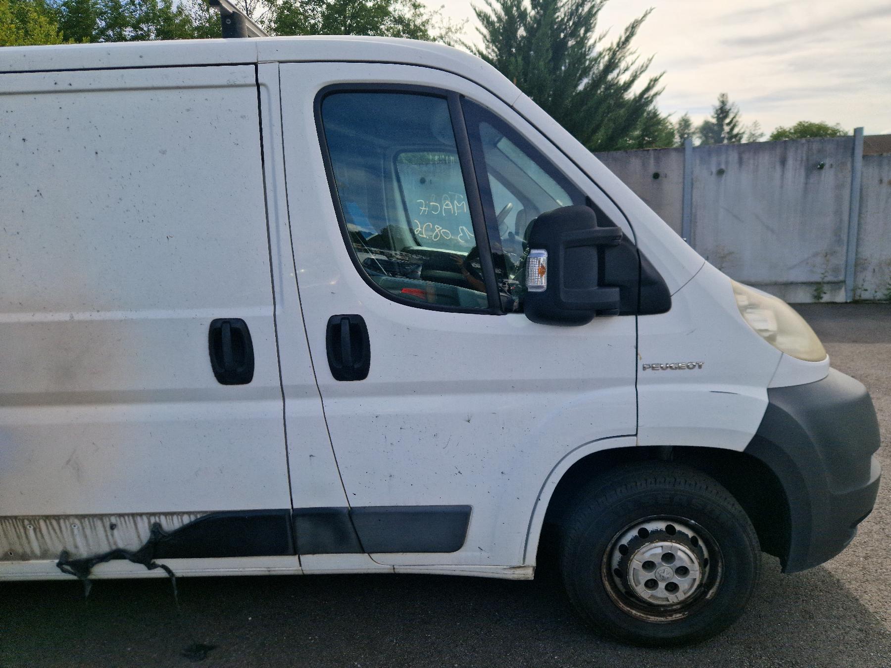 Porte avant droit pour PEUGEOT BOXER 3 PHASE 1 Porte avant droit pour PEUGEOT BOXER 3 PHASE 1