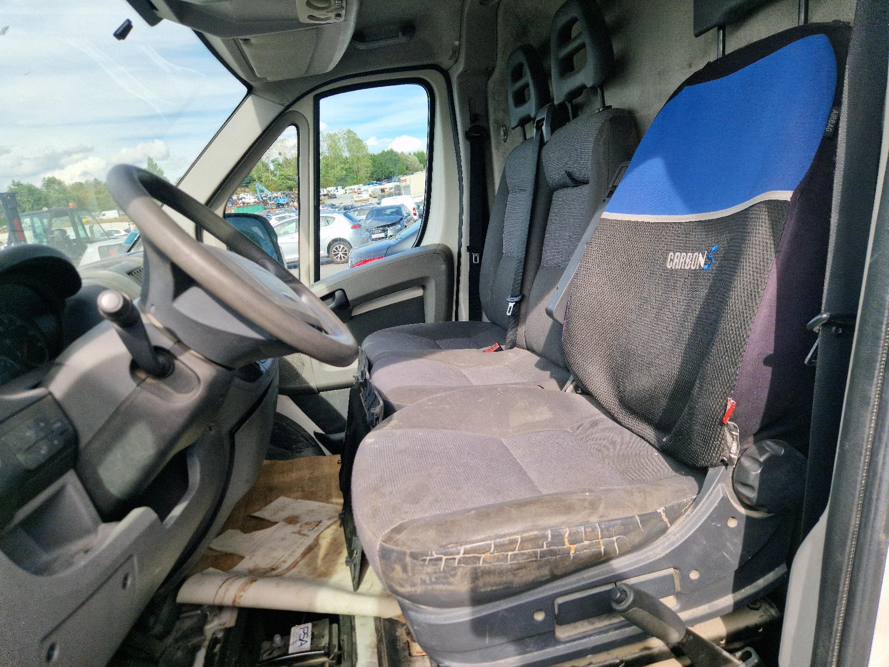 Porte avant droit pour PEUGEOT BOXER 3 PHASE 1 Porte avant droit pour PEUGEOT BOXER 3 PHASE 1