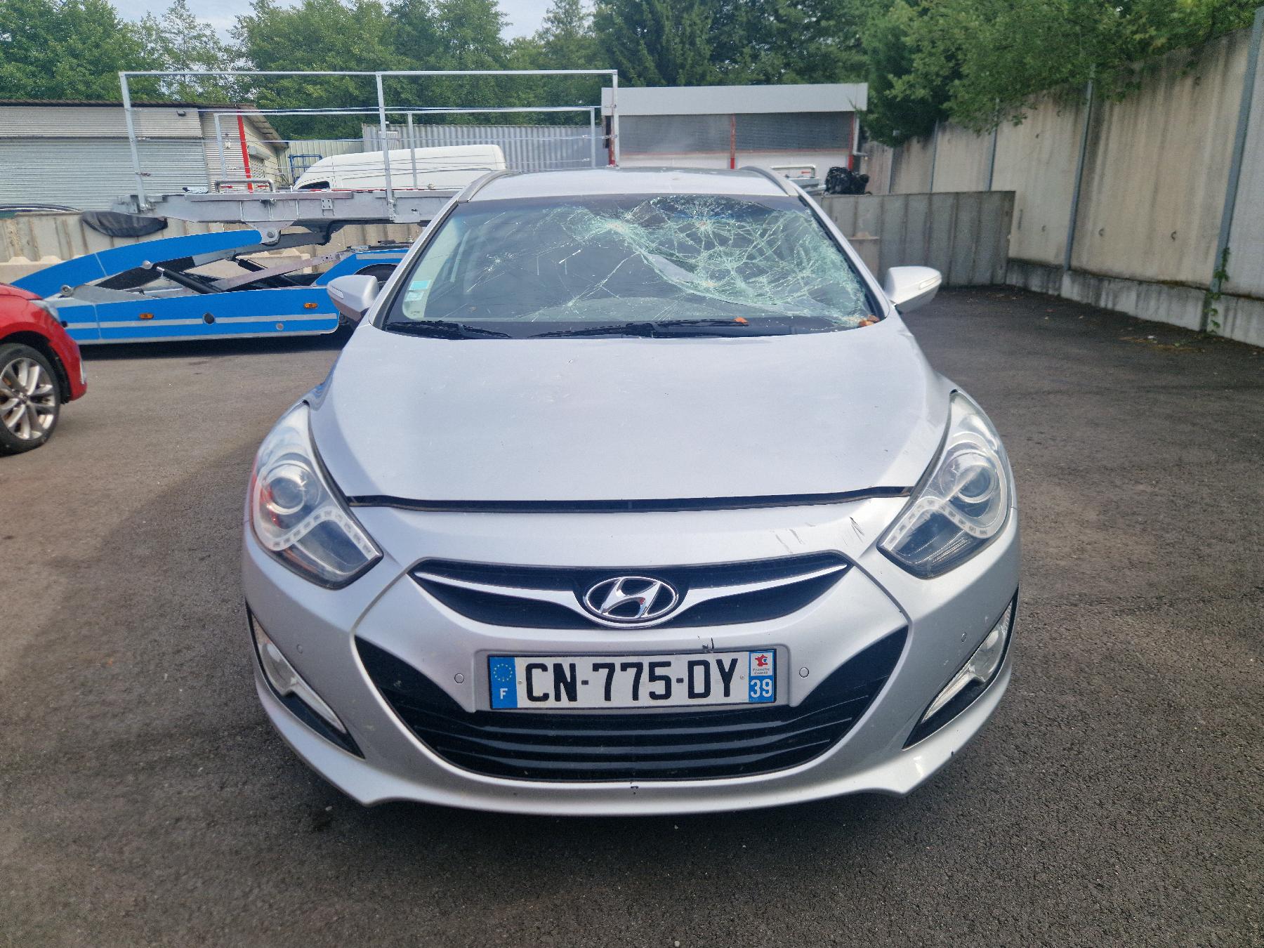 Aile avant gauche pour HYUNDAI I 40 PHASE 1 BREAK Aile avant gauche pour HYUNDAI I 40 PHASE 1 BREAK