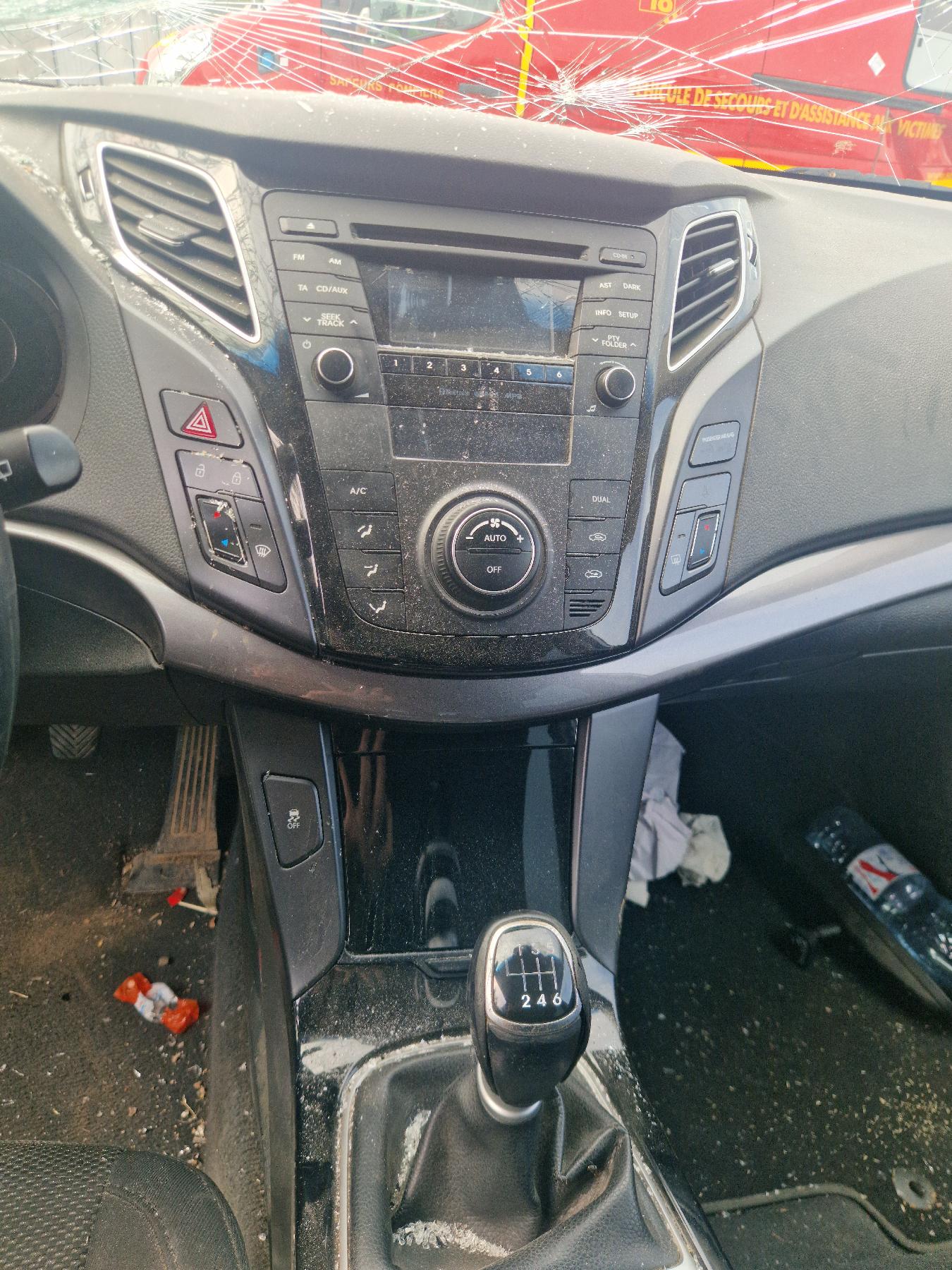 Aile avant gauche pour HYUNDAI I 40 PHASE 1 BREAK Aile avant gauche pour HYUNDAI I 40 PHASE 1 BREAK