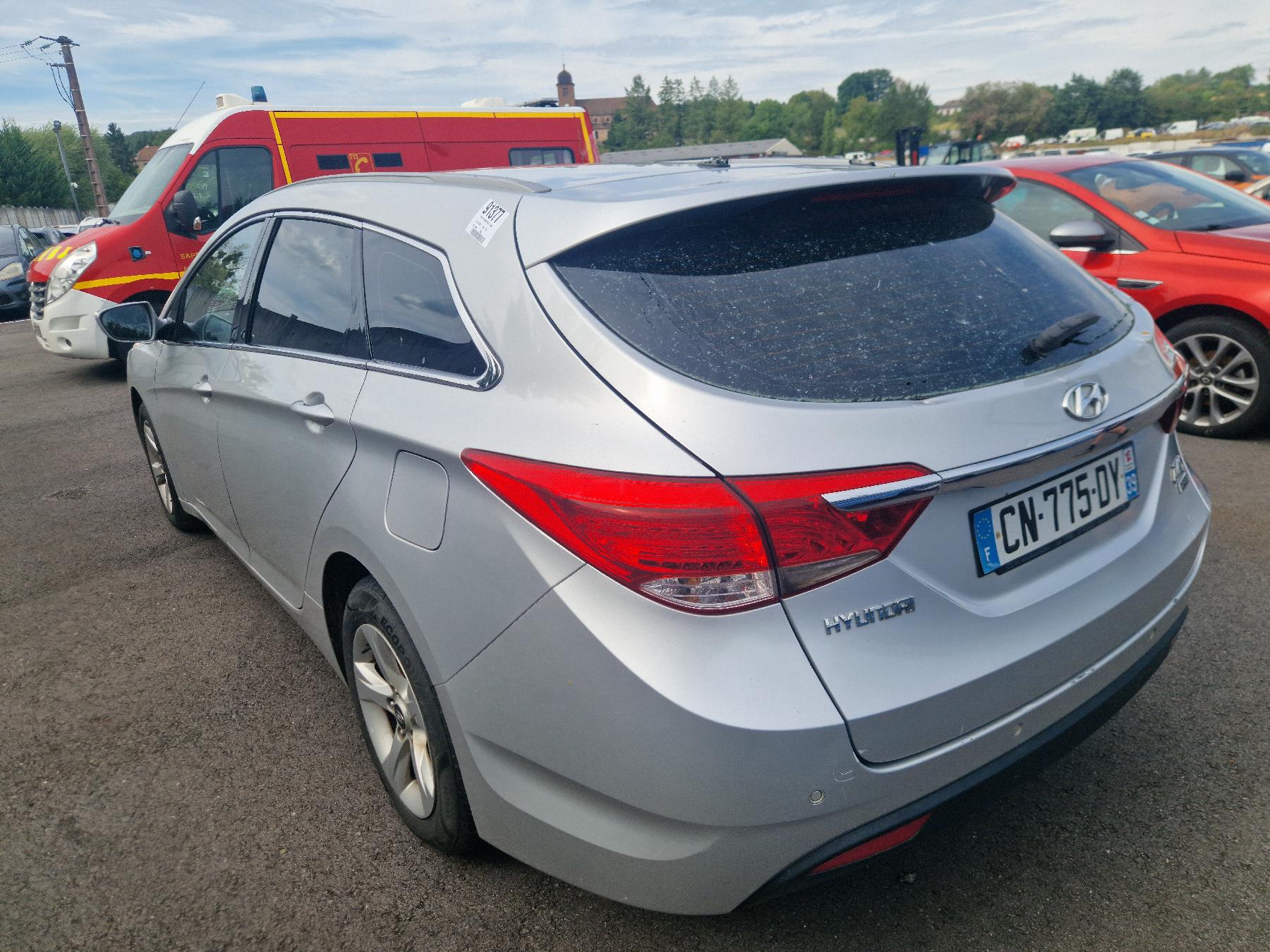 Aile avant gauche pour HYUNDAI I 40 PHASE 1 BREAK Aile avant gauche pour HYUNDAI I 40 PHASE 1 BREAK