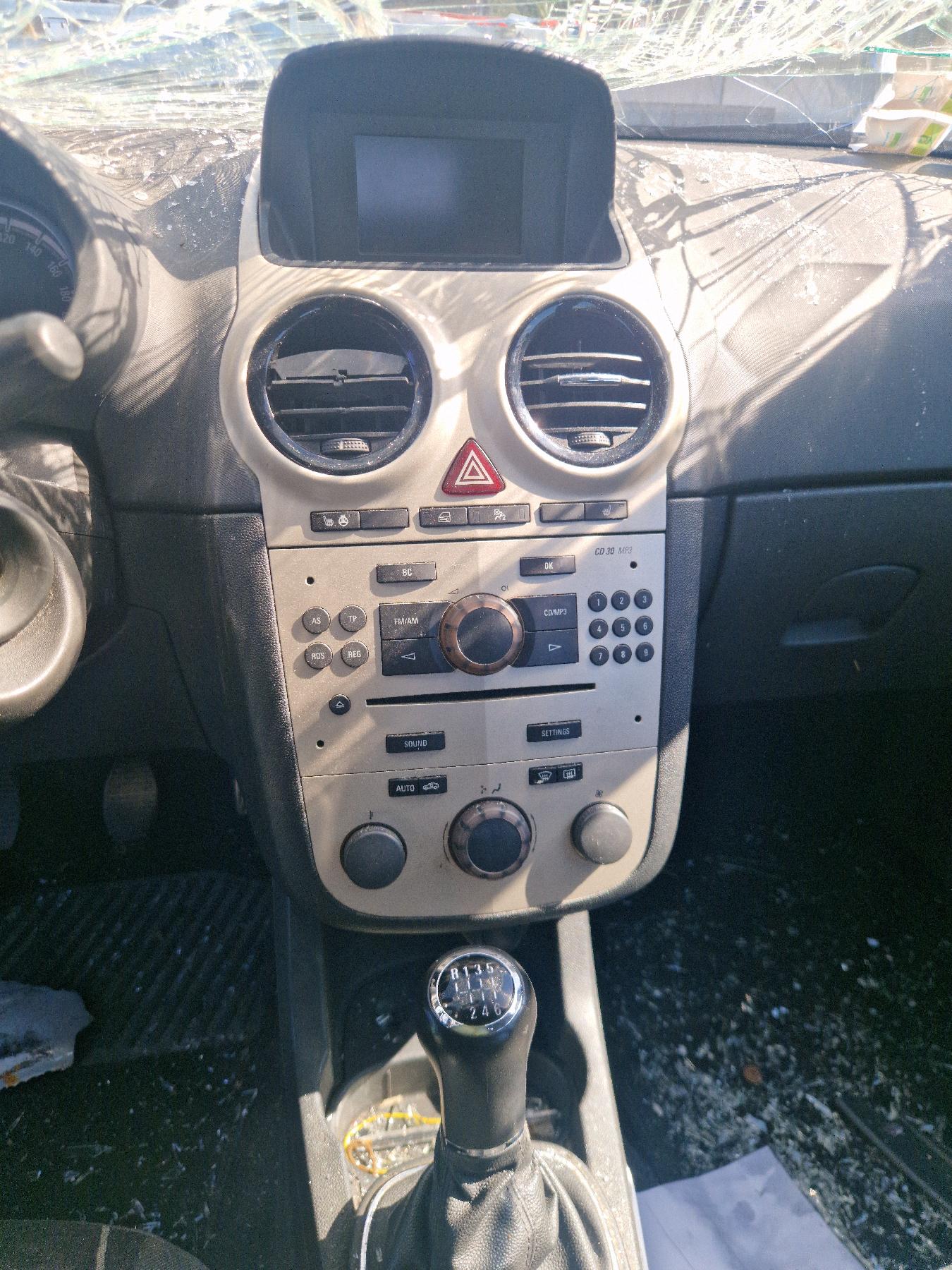 Calandre pour OPEL CORSA D PHASE 1 Calandre pour OPEL CORSA D PHASE 1