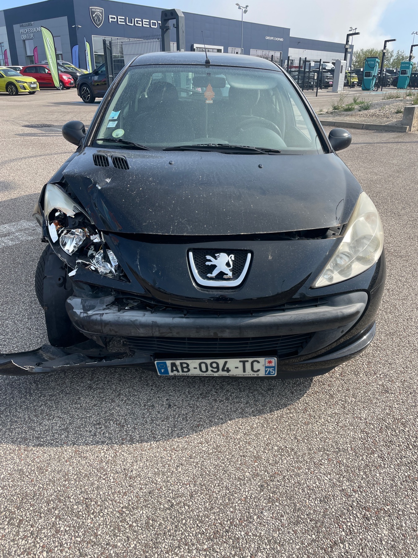 Optique avant principal gauche (feux)(phare) pour PEUGEOT 206+ Optique avant principal gauche (feux)(phare) pour PEUGEOT 206+