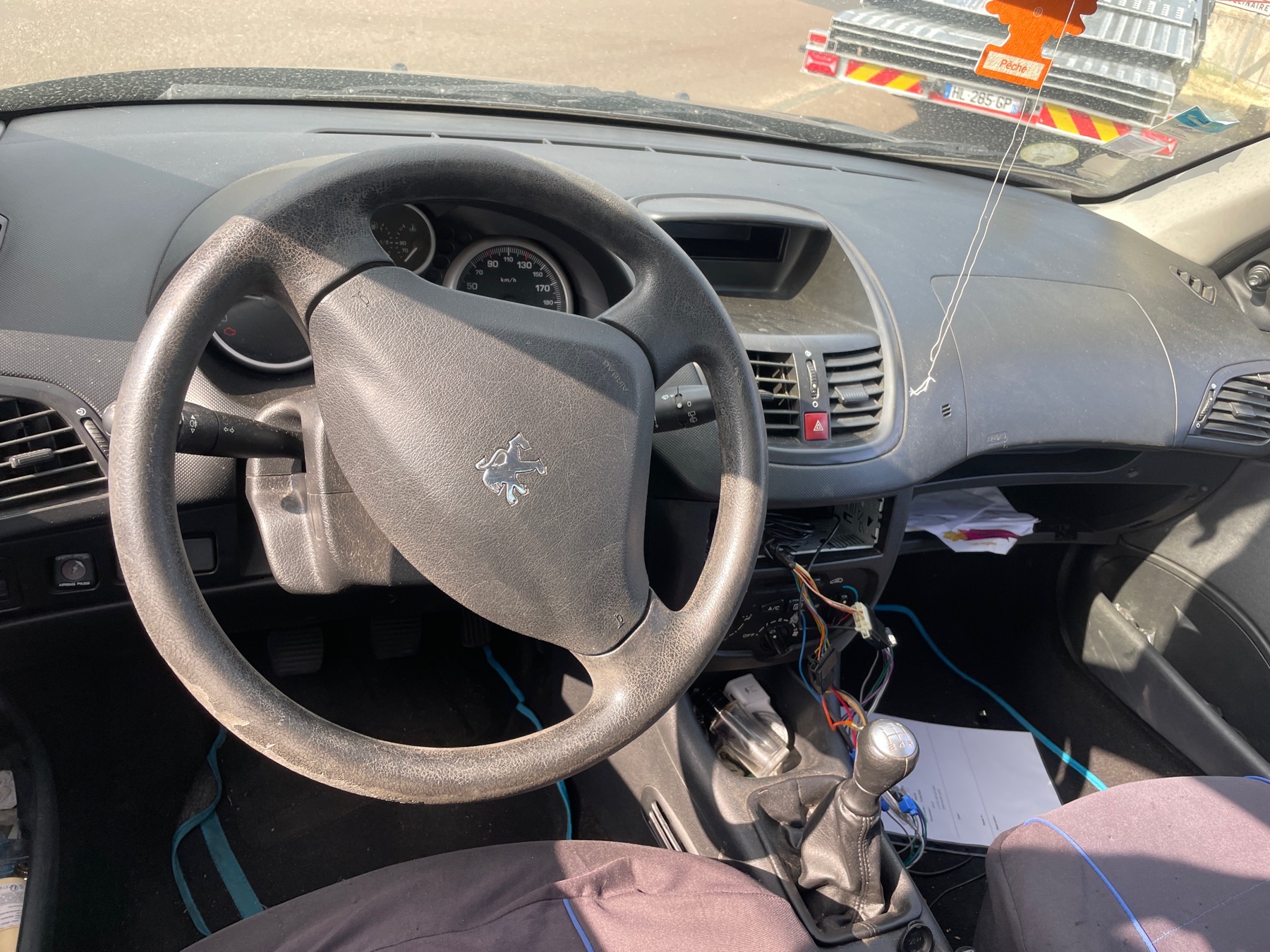 Optique avant principal gauche (feux)(phare) pour PEUGEOT 206+ Optique avant principal gauche (feux)(phare) pour PEUGEOT 206+