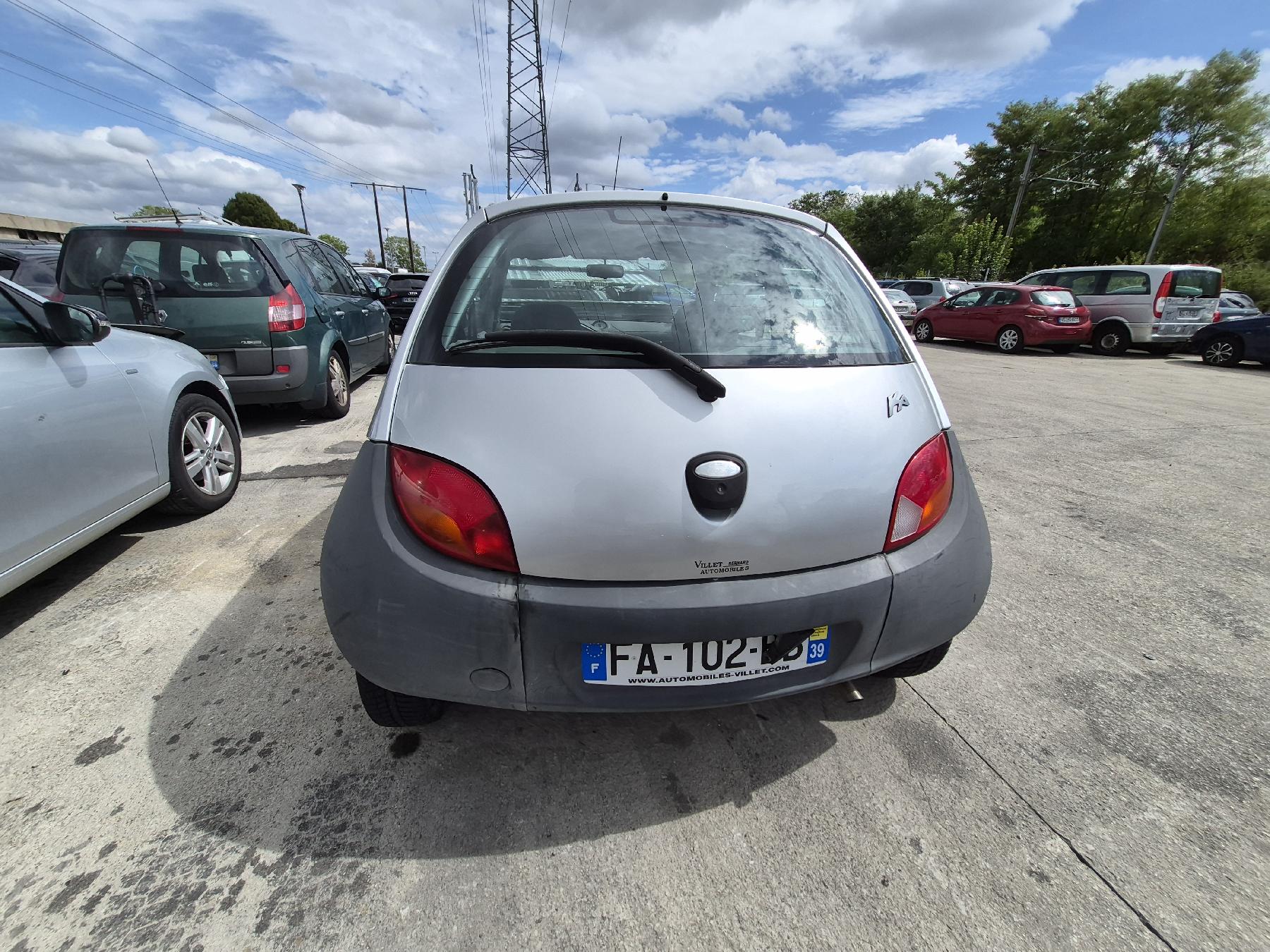 Com (Bloc Contacteur Tournant+Commodo Essuie Glace+Commodo Phare) pour FORD KA 1 PHASE 1 Com (Bloc Contacteur Tournant+Commodo Essuie Glace+Commodo Phare) pour FORD KA 1 PHASE 1
