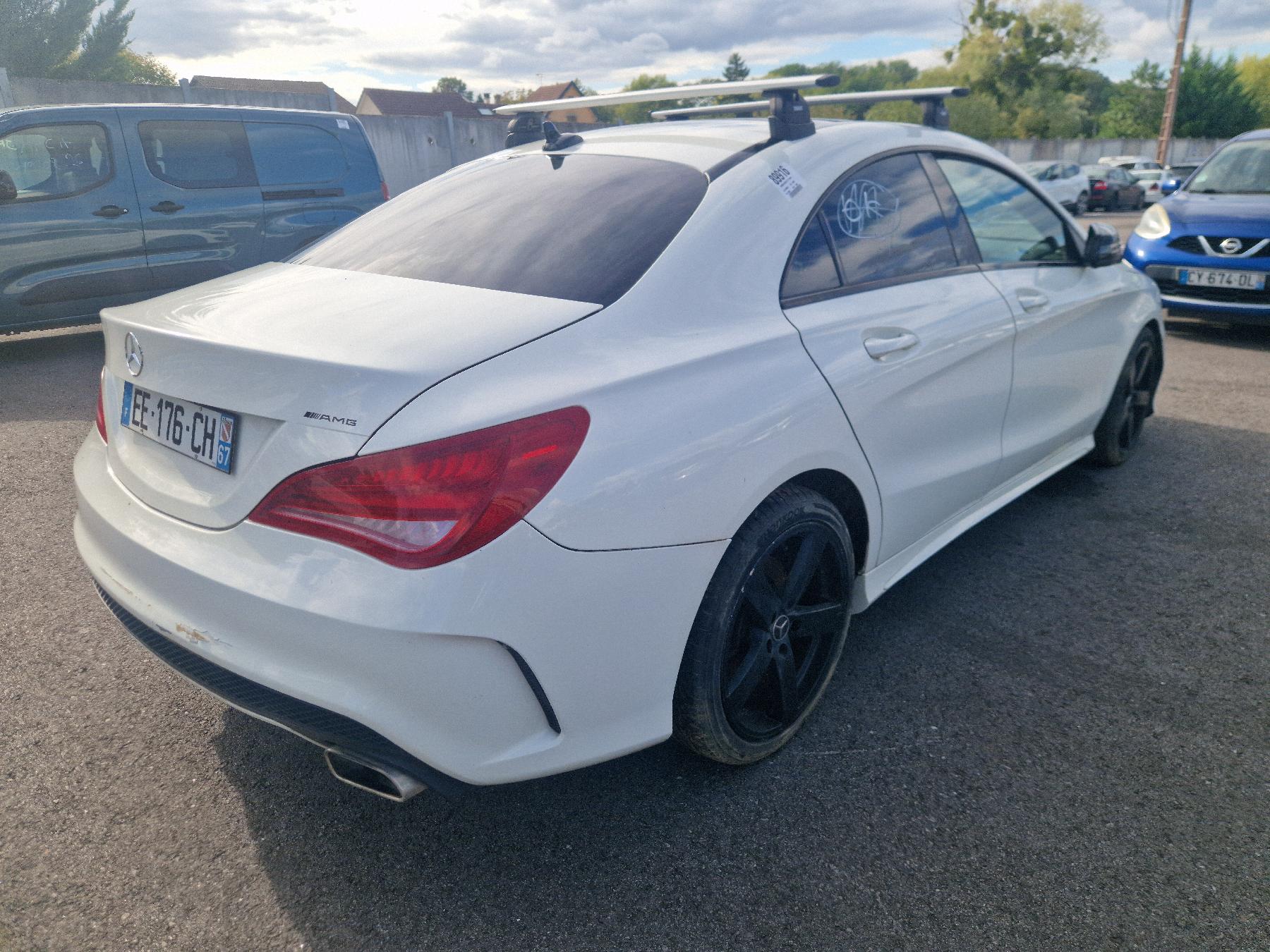 Panneau de porte arriere droit pour MERCEDES CLASSE CLA 117 Panneau de porte arriere droit pour MERCEDES CLASSE CLA 117